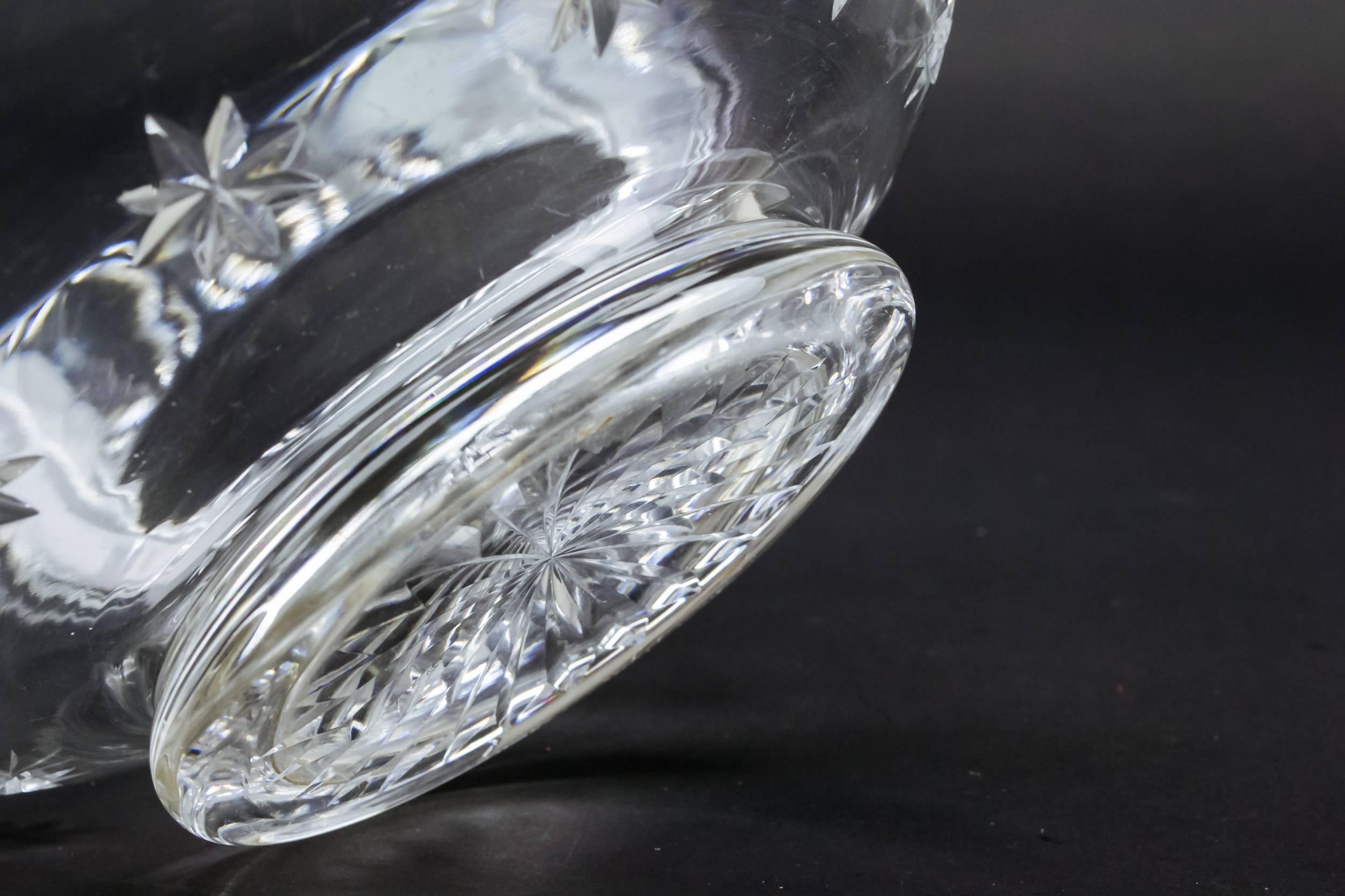 Art Deco Opulent — Art Deco cut glass bowl 2