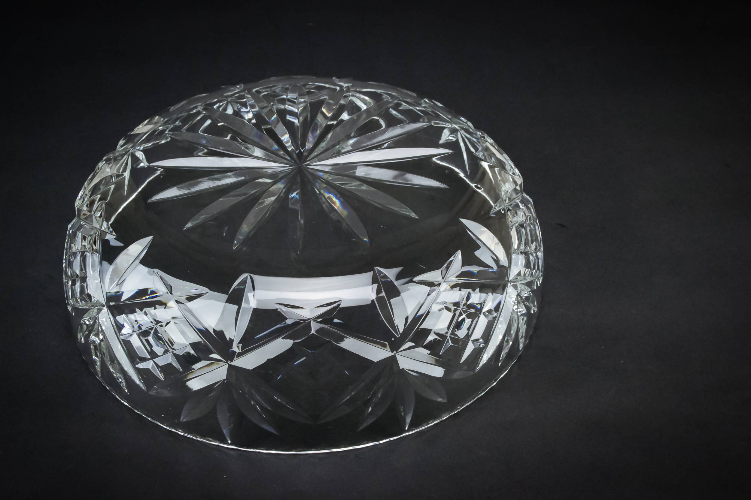 Retro Vintage BOWL — Cut glass serving bowl 2