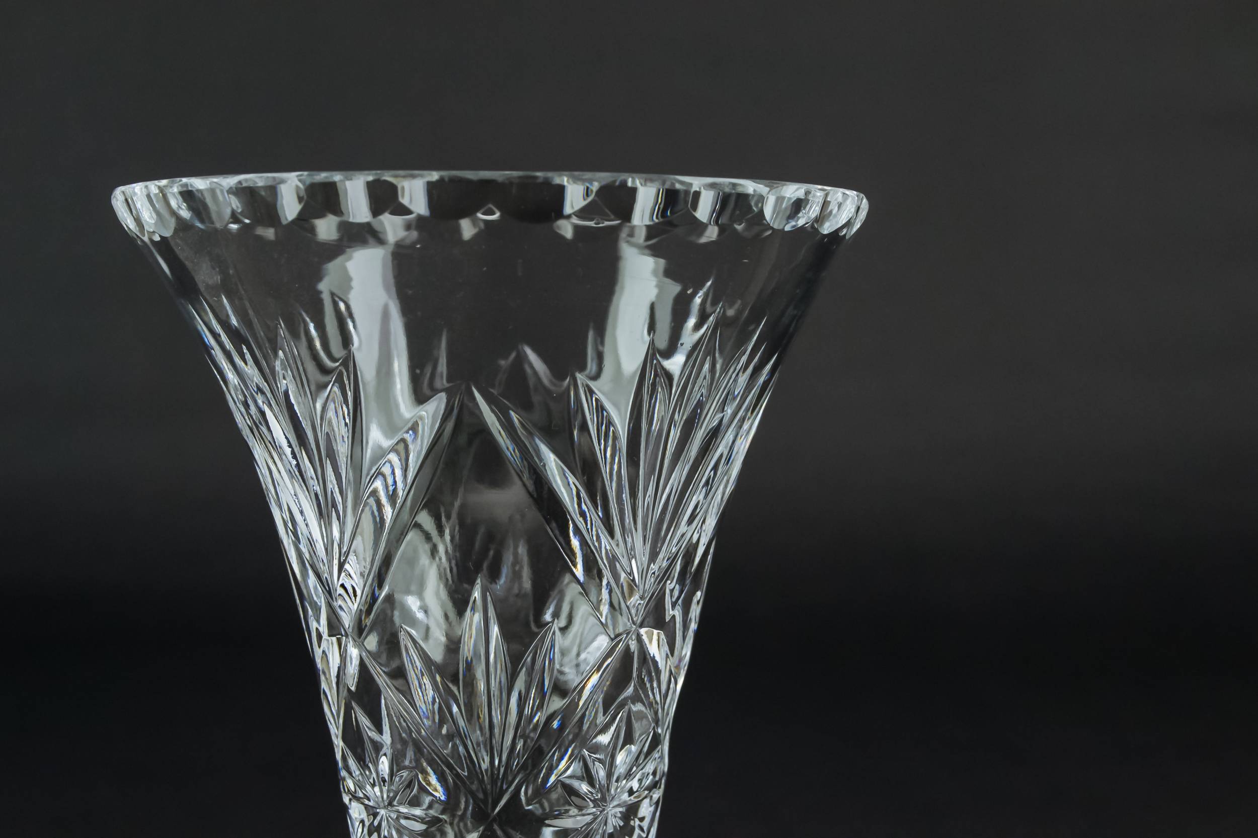 Glass Spectacular Webb — 2 cut glass fluted vases 1