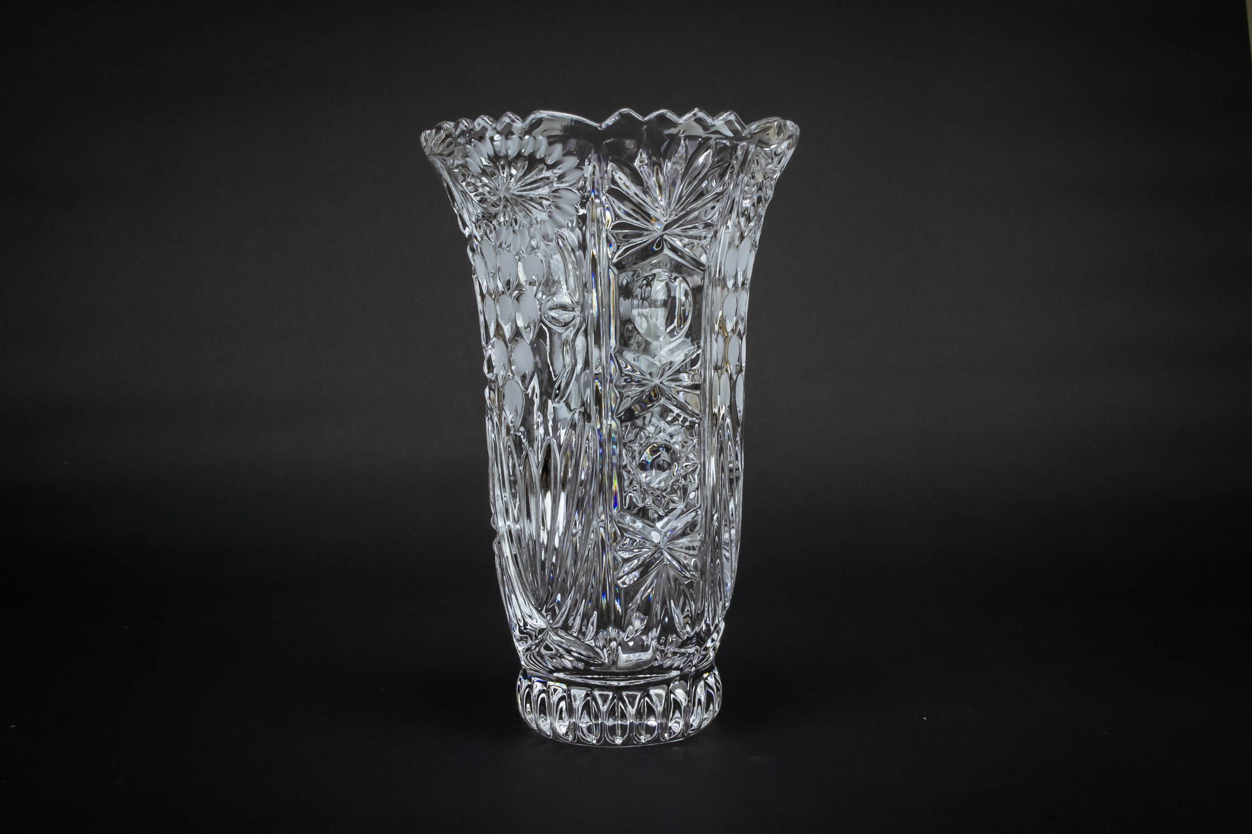 Traditional Vintage Floral — Flower glass vase