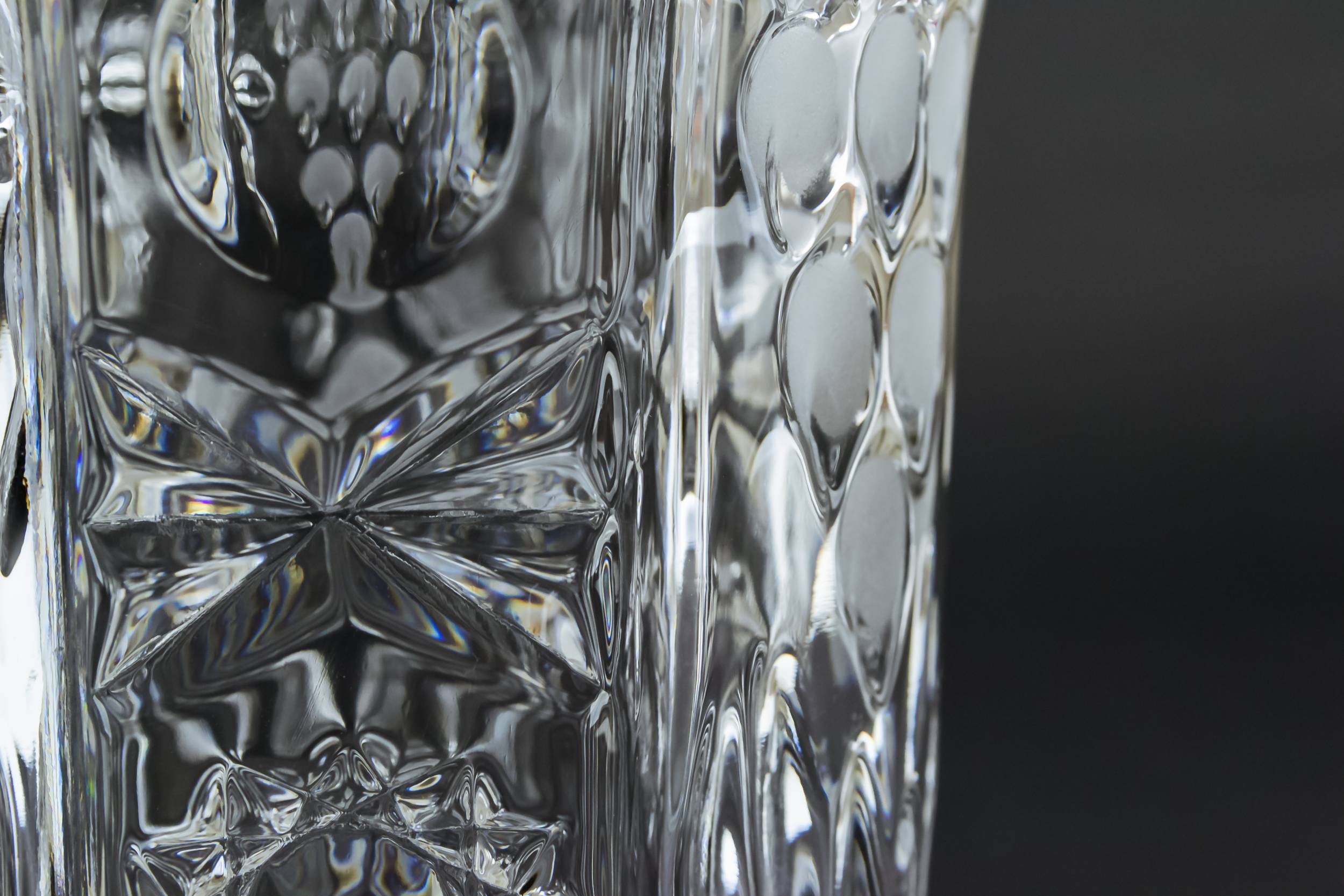 Traditional Vintage Floral — Flower glass vase 3