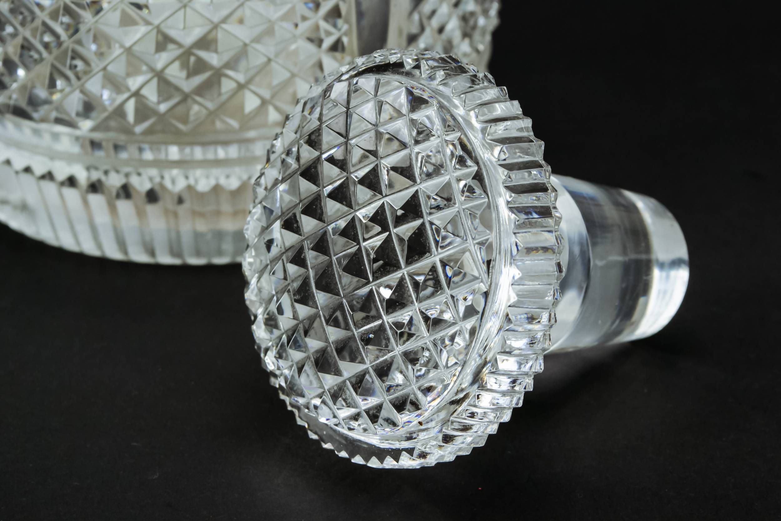 Engraved DECANTER Clear — Musical port wine decanter 2
