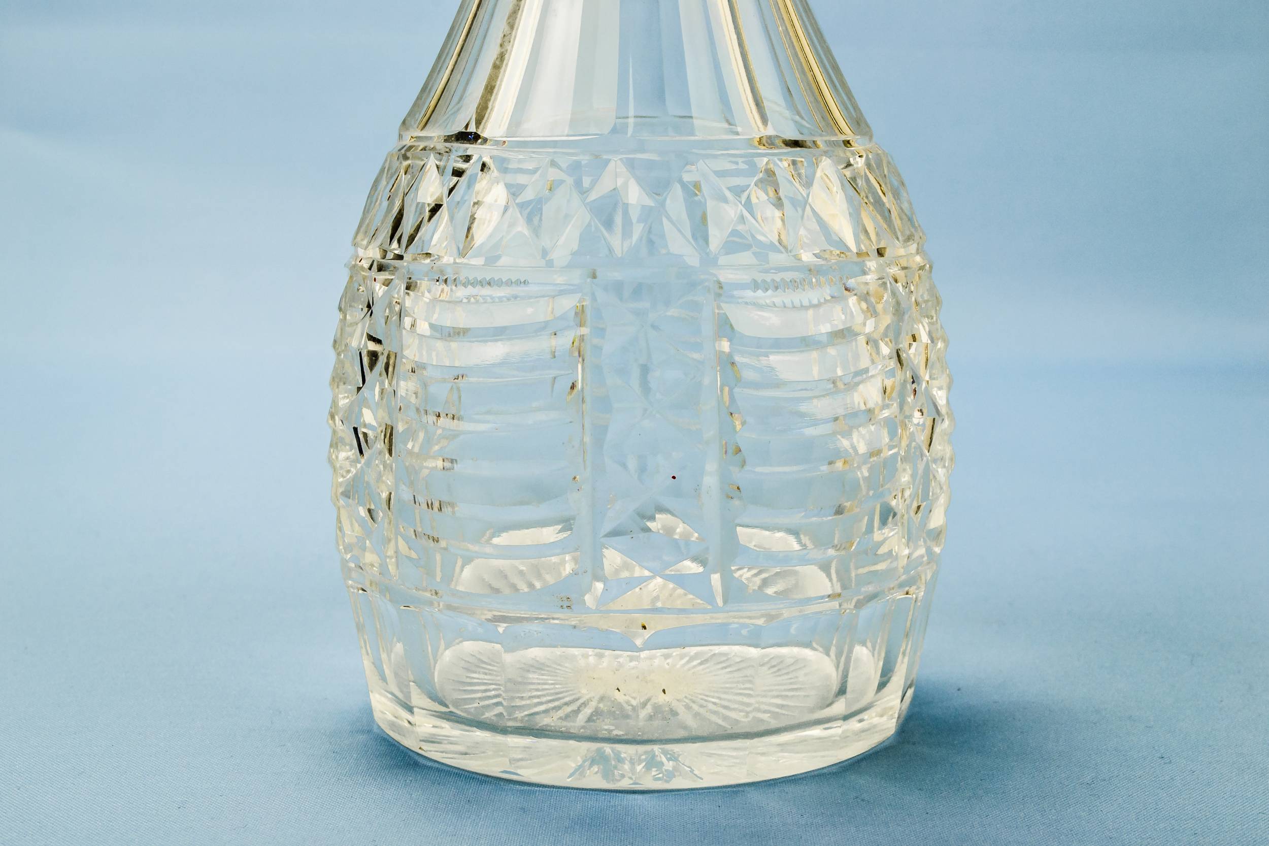 Engraved Whisky Port — Cut glass port decanter 3