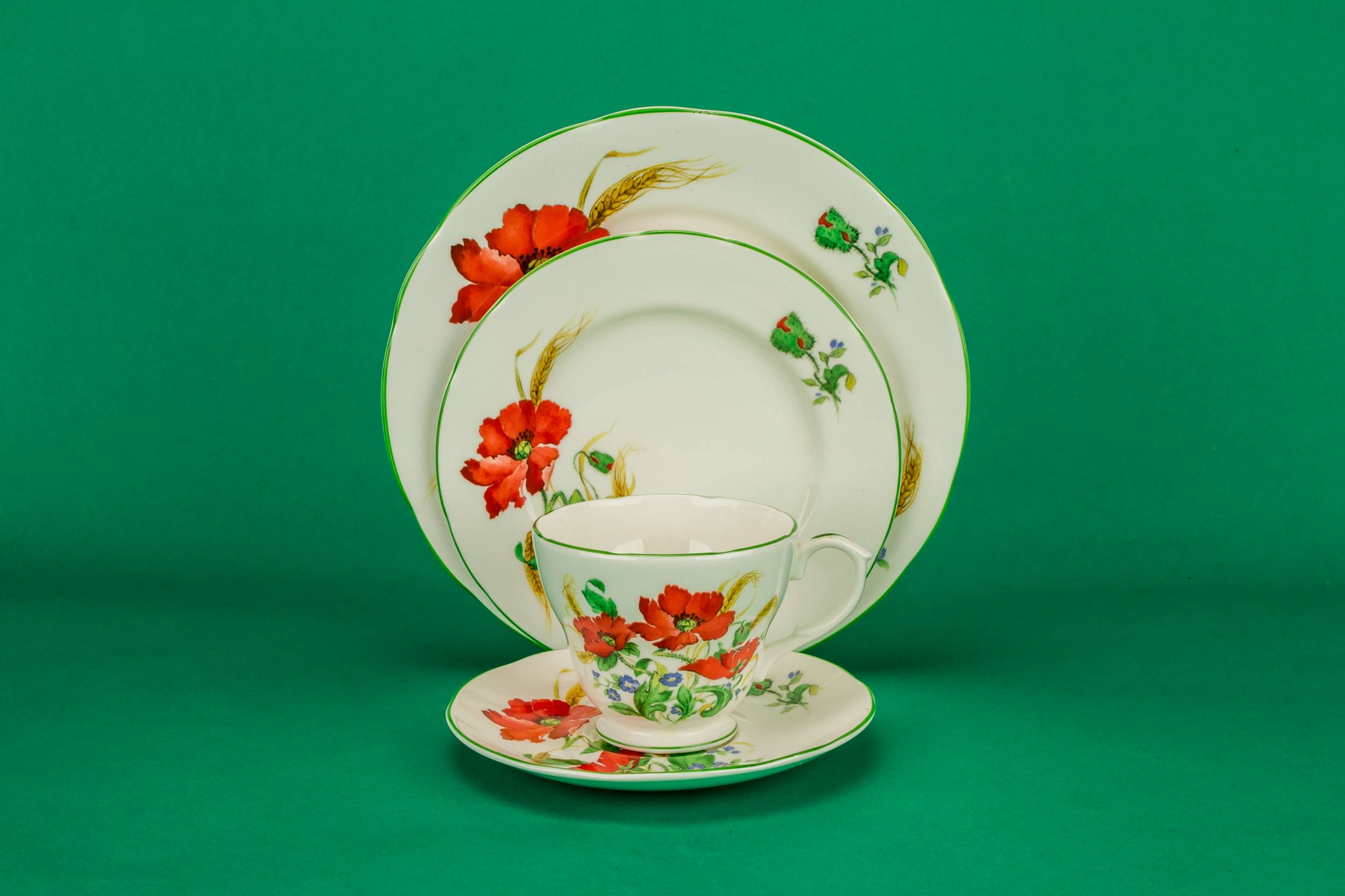 Persons Vintage Spectacular — Poppies tea set for 4