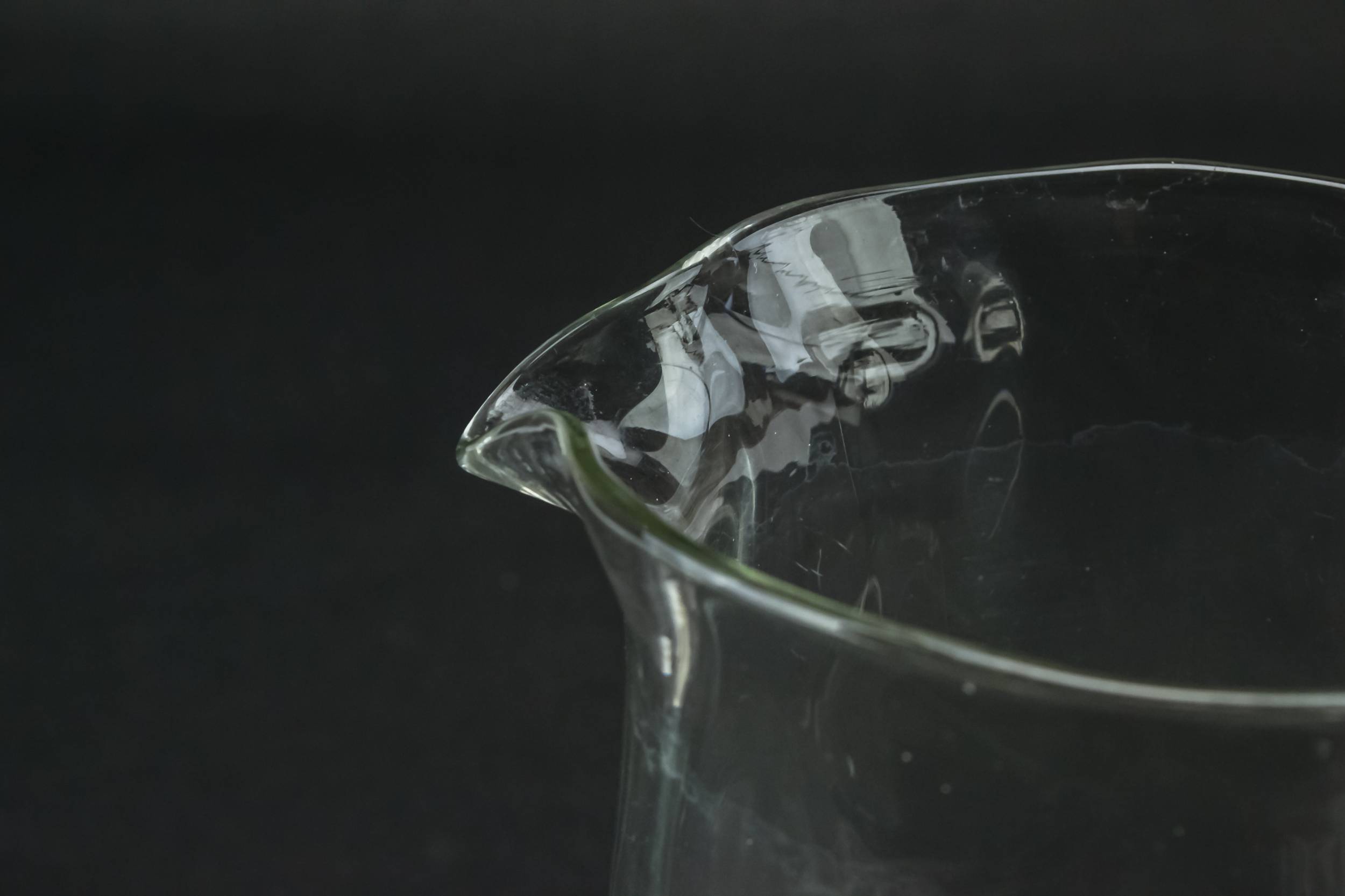 Elegant Glass JUG — Blown glass water jug 1