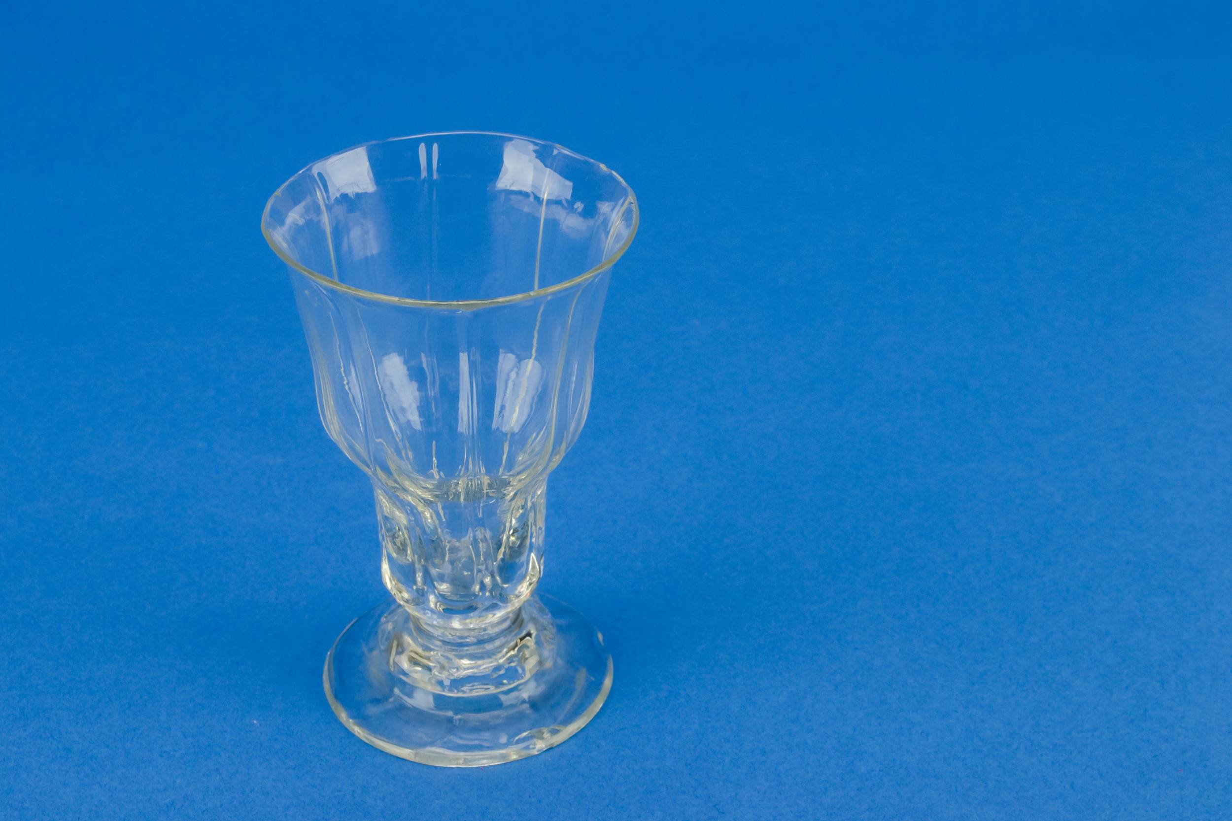Clear Shabby Chic — Trumpet dessert wine glass 2