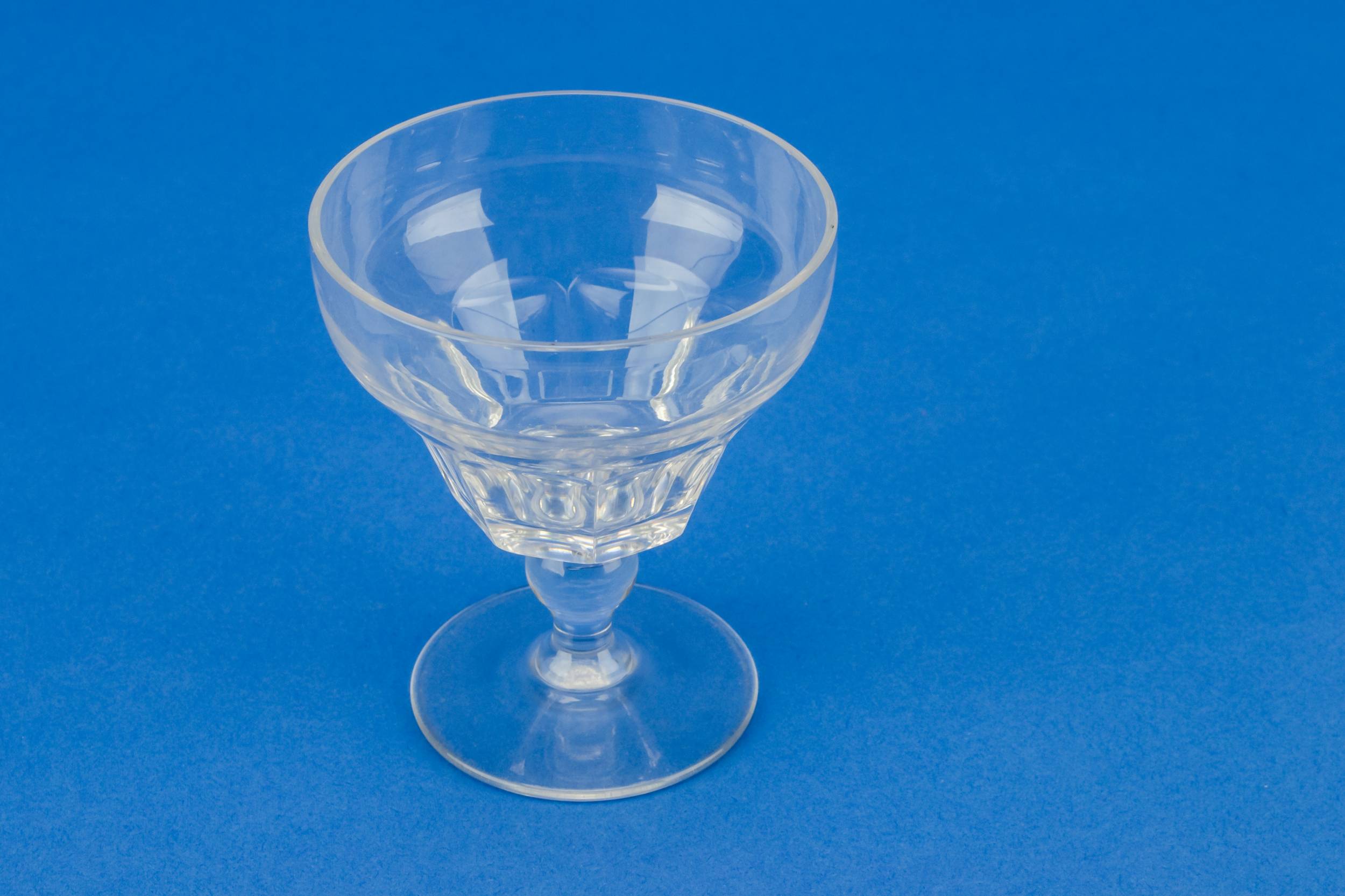 White Wine Glass — Small size glass rummer 1