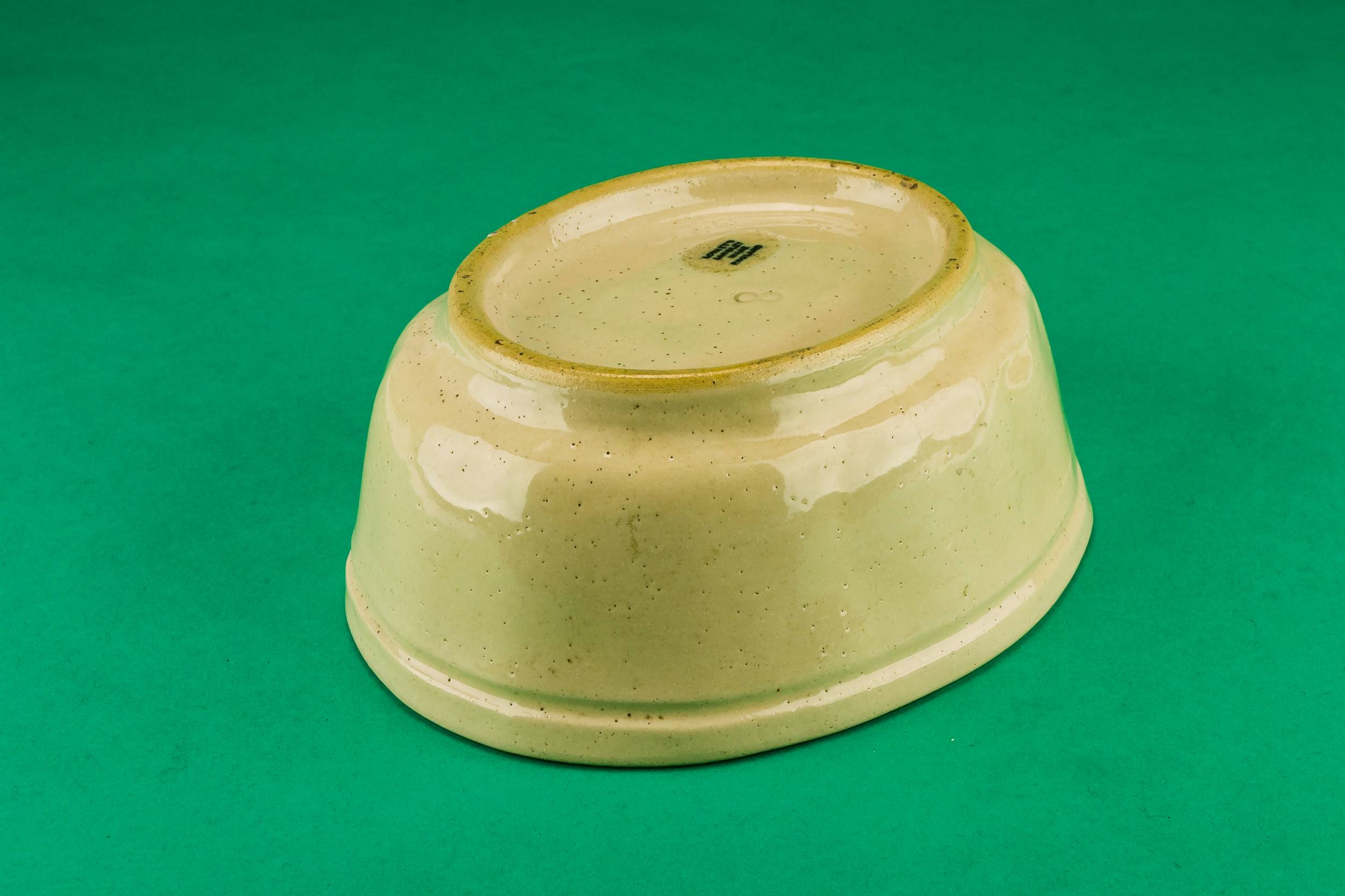 Victorian Antique Gadrooned — Oval baking mould 1