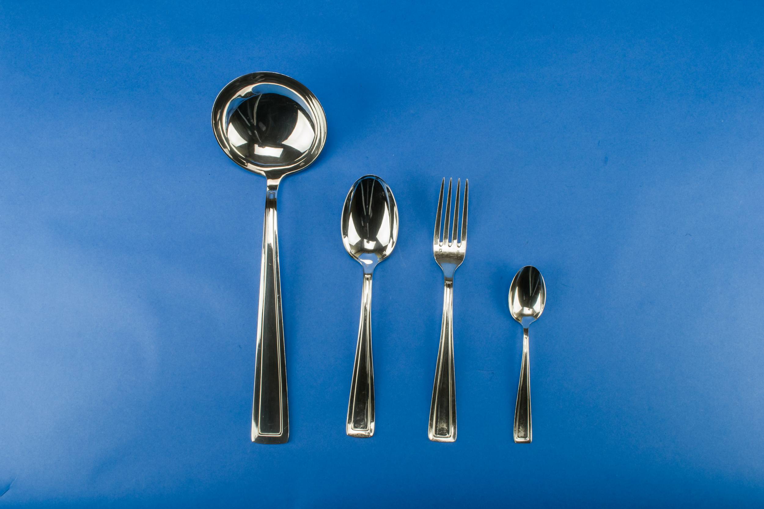 Art Deco Vintage — Dinner cutlery set for 12
