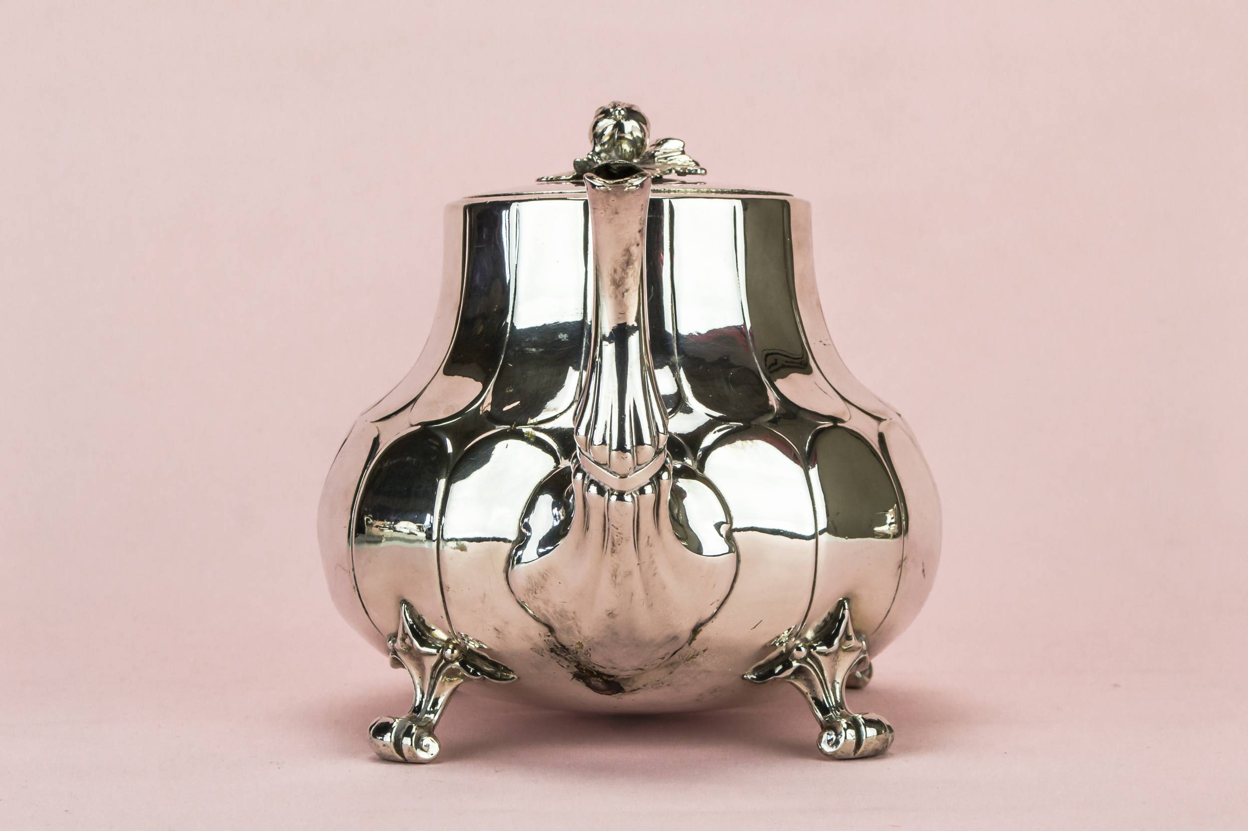 Silver Plated Metal — Pear shaped silver tea set 2
