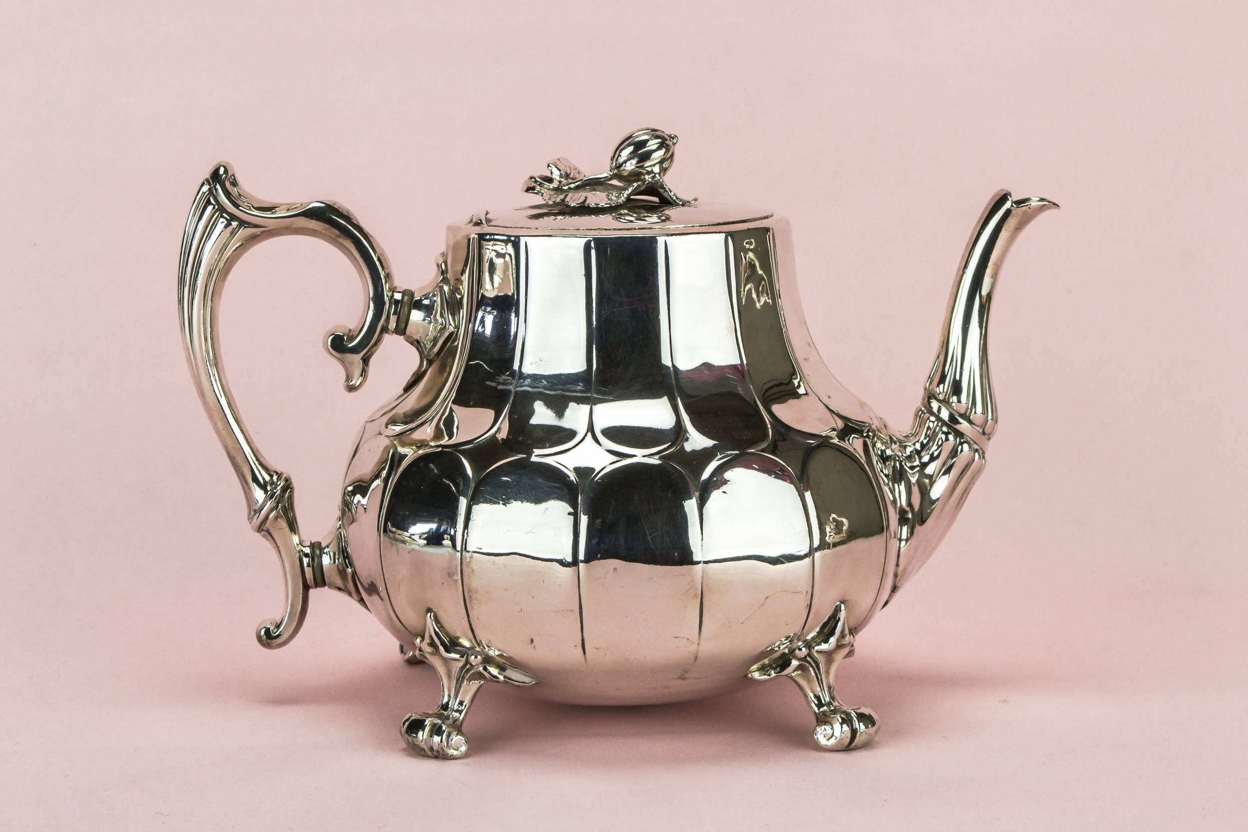 Silver Plated Metal — Pear shaped silver tea set 8