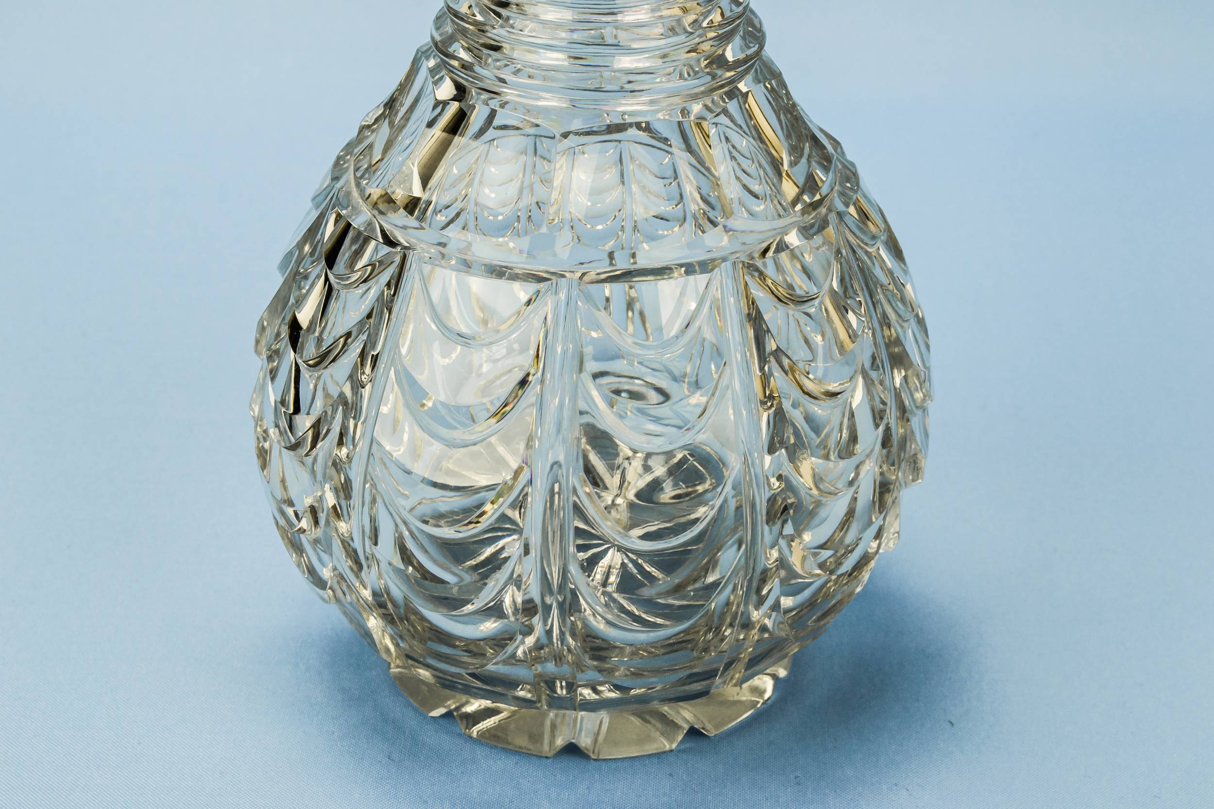 Antique Clear DECANTER — Port and sherry decanter 3