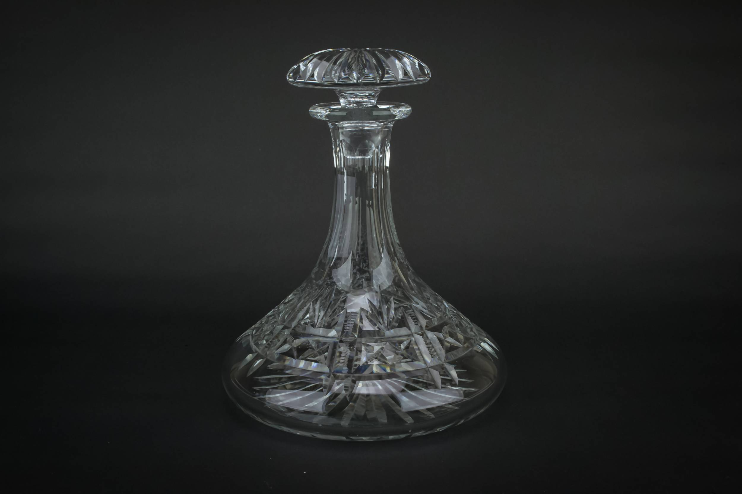 Cut Glass Whisky — Pyramid decanter for port