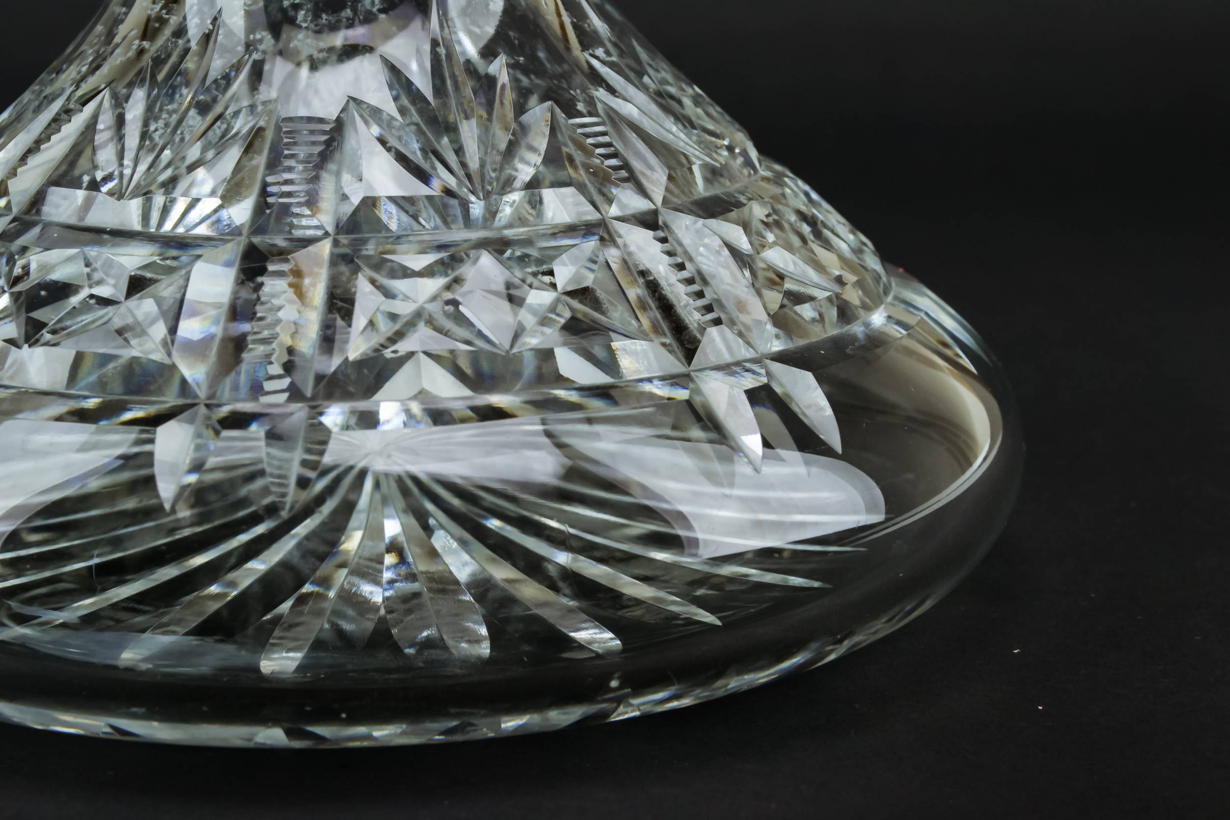 Cut Glass Whisky — Pyramid decanter for port 1