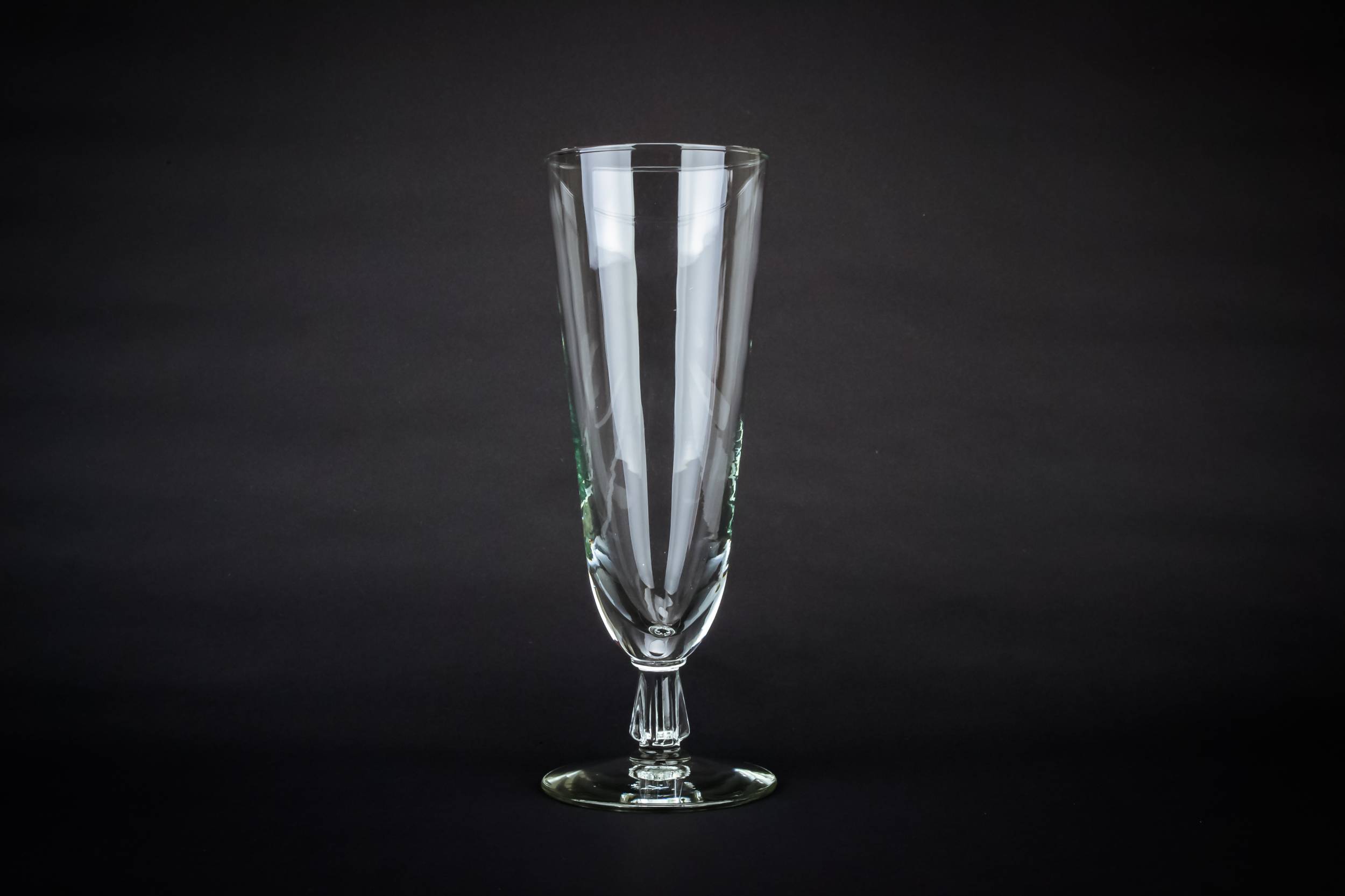 Pressed Glass Elegant — 5 champagne flutes