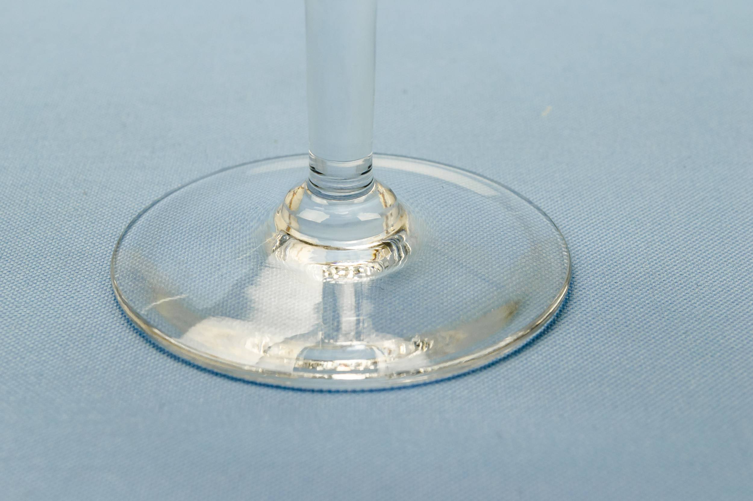 Vintage Mid-century Modern — 4 hurricane cocktail glasses 1