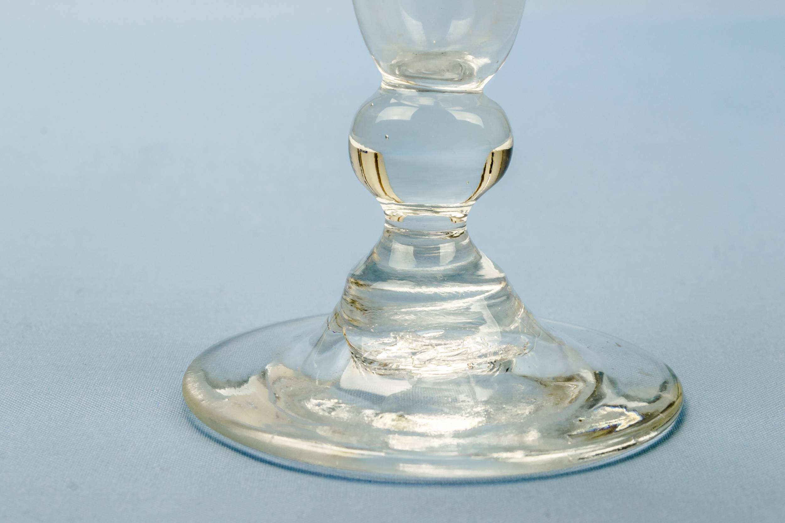 Spectacular Blown Glass — Blown glass Champagne flute 4