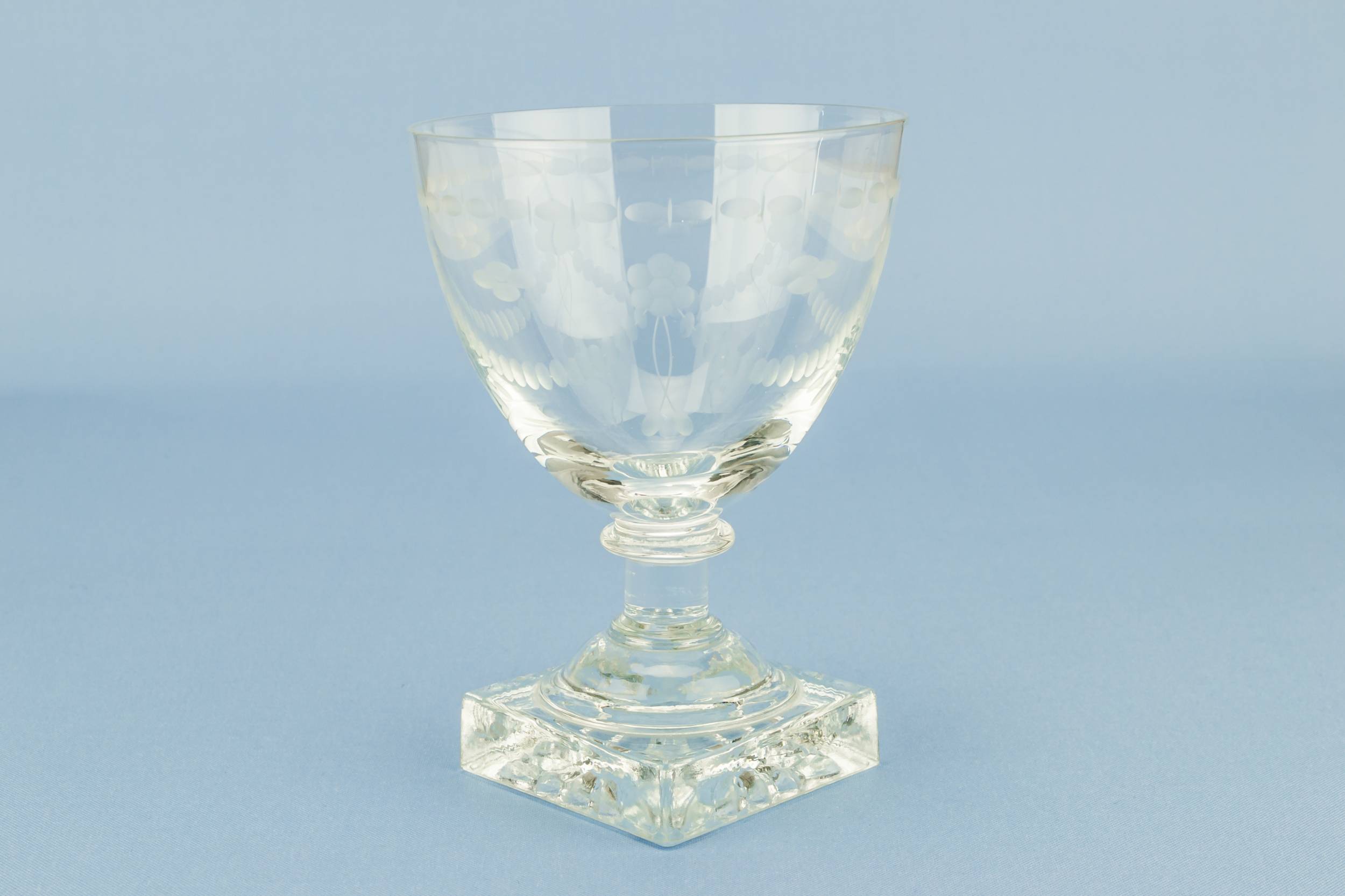 Clear Georgian Floral — Engraved wine glass 1