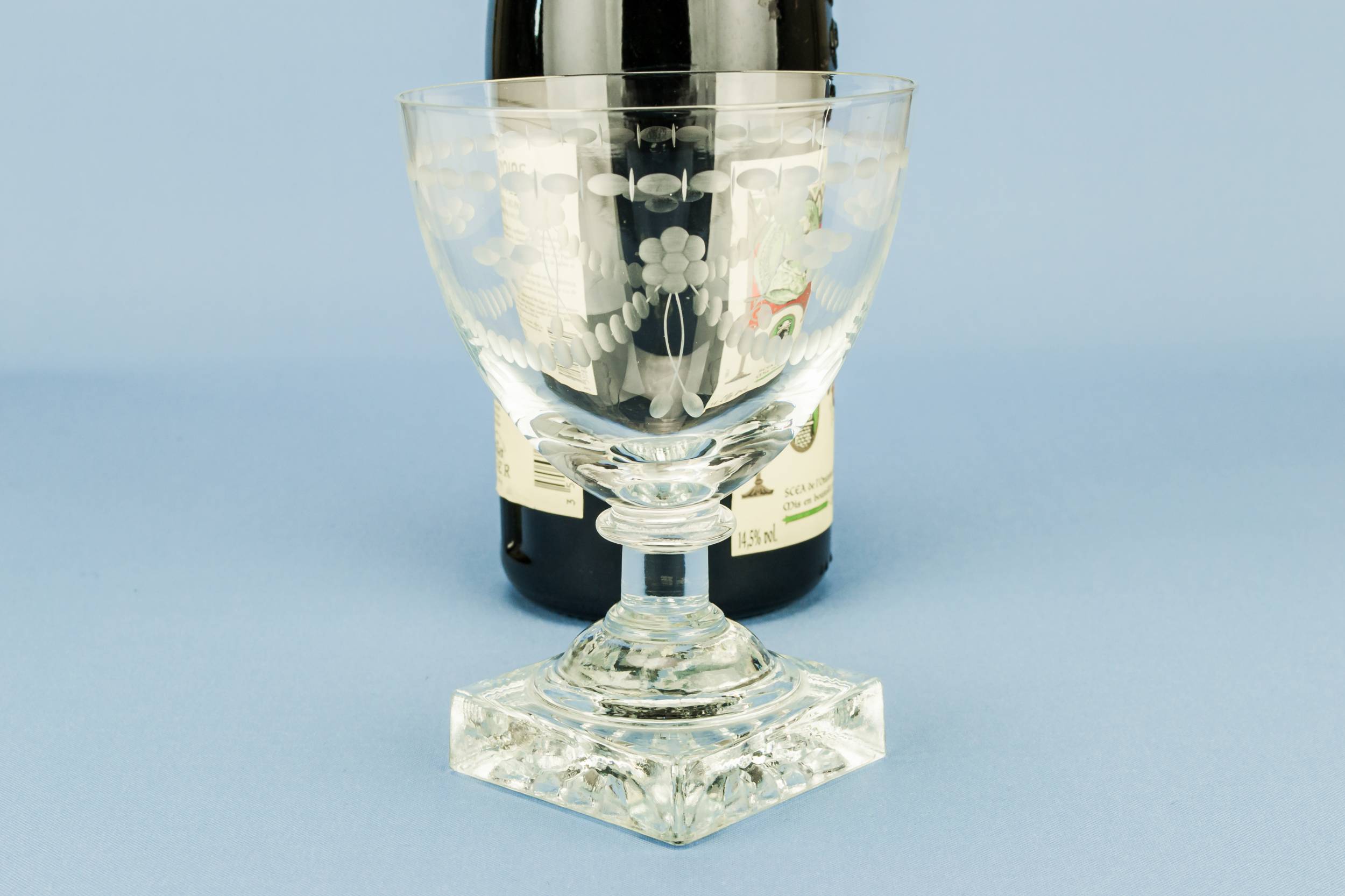 Clear Georgian Floral — Engraved wine glass