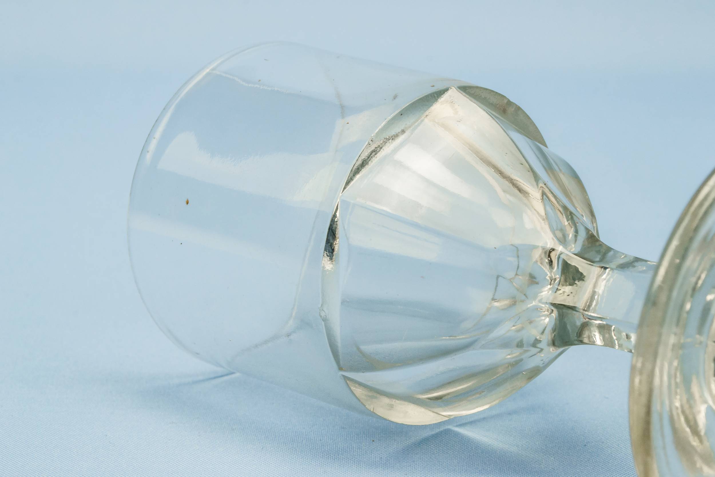 Victorian Clear Panelled — Hexagonal wine glass 1