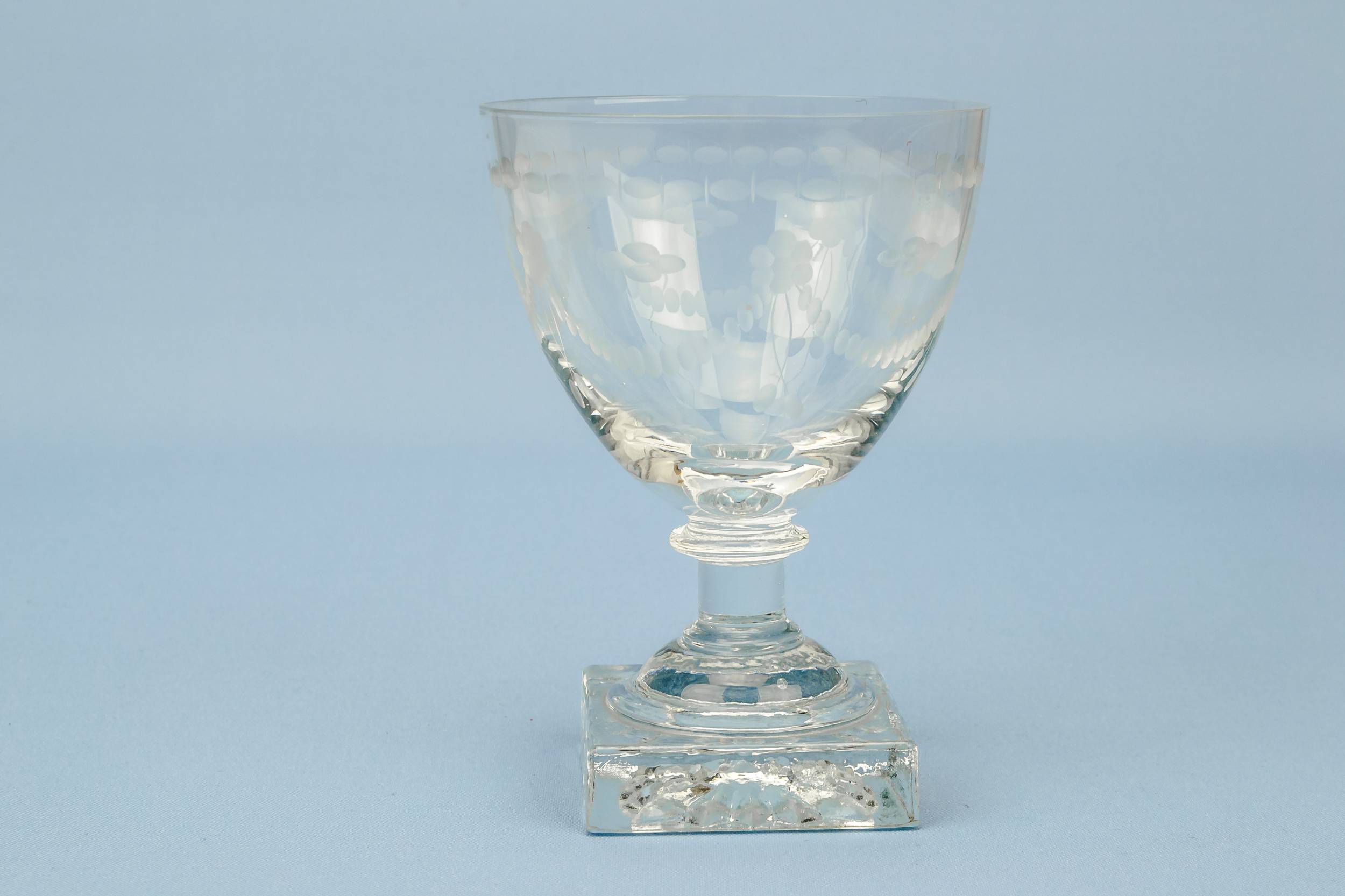Clear Georgian Floral — Engraved wine glass 4