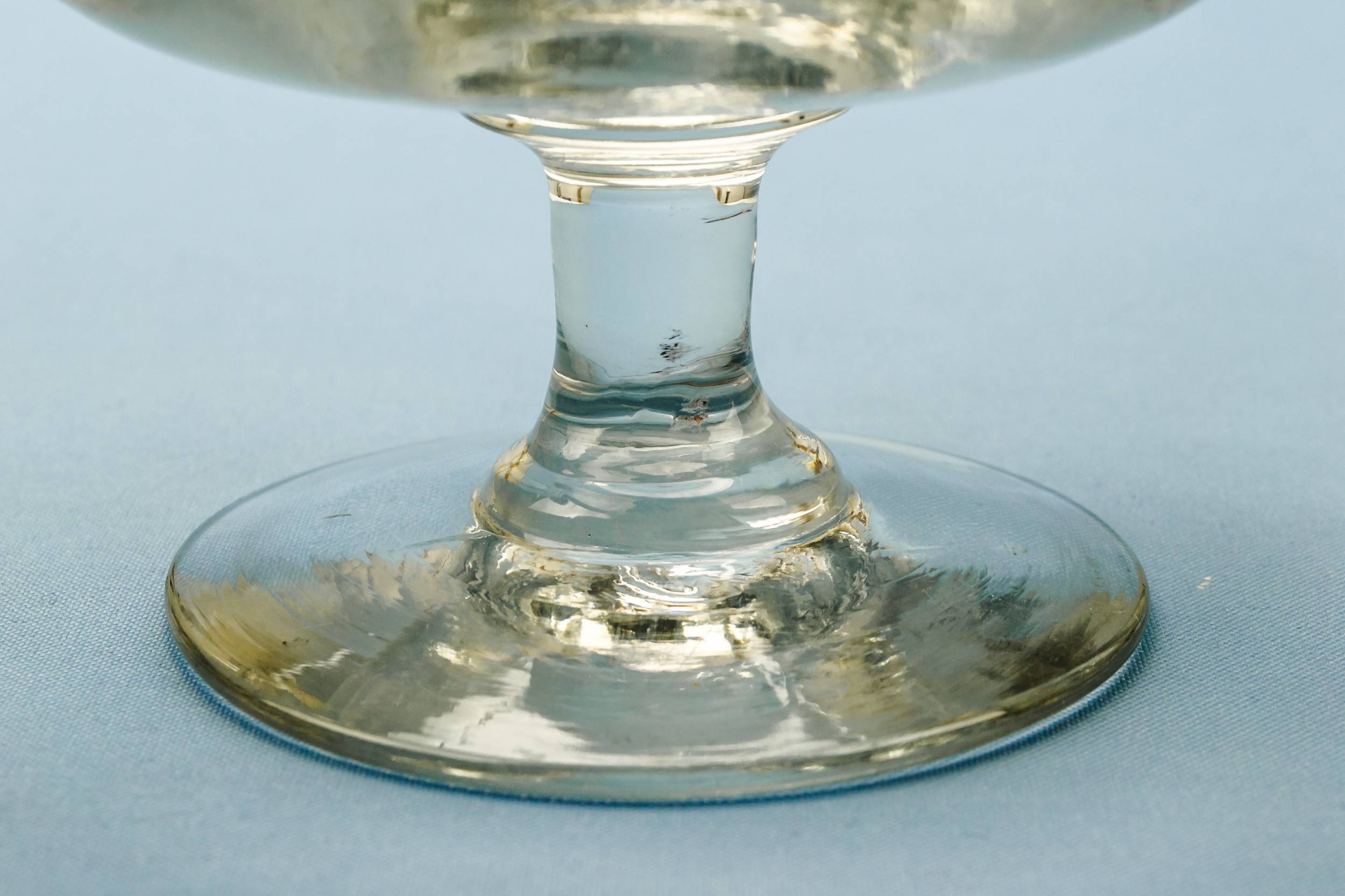 High Victorian Clear — Massive wine glass 4