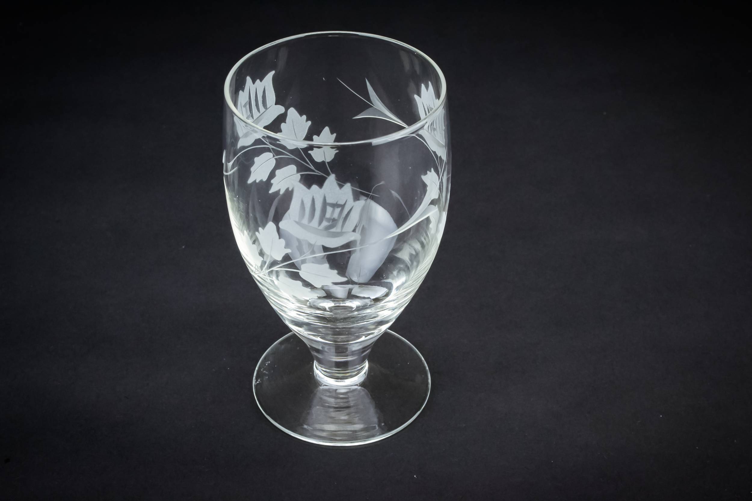 Clear Retro Dessert — 3 engraved wine glasses 2