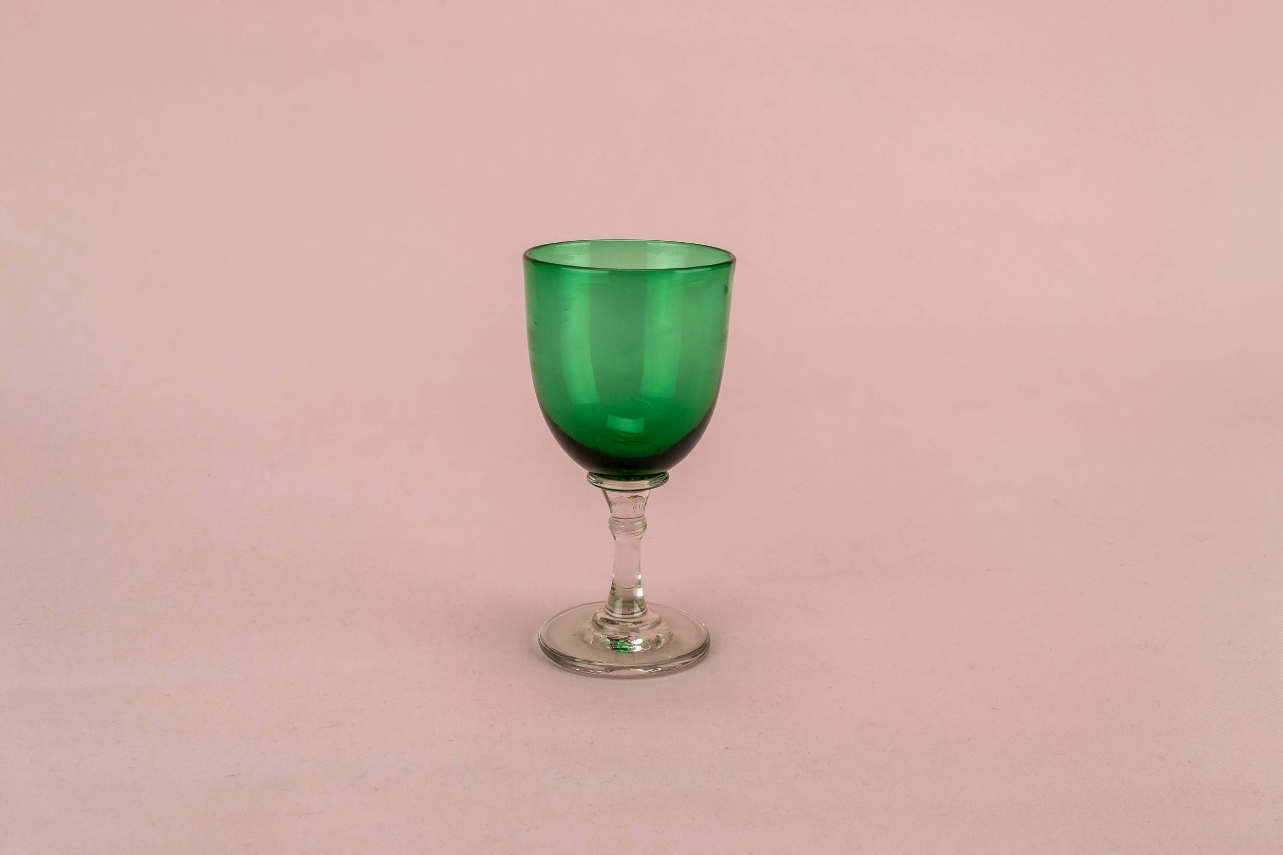 Green Antique Minimalist — Green dessert wine glass