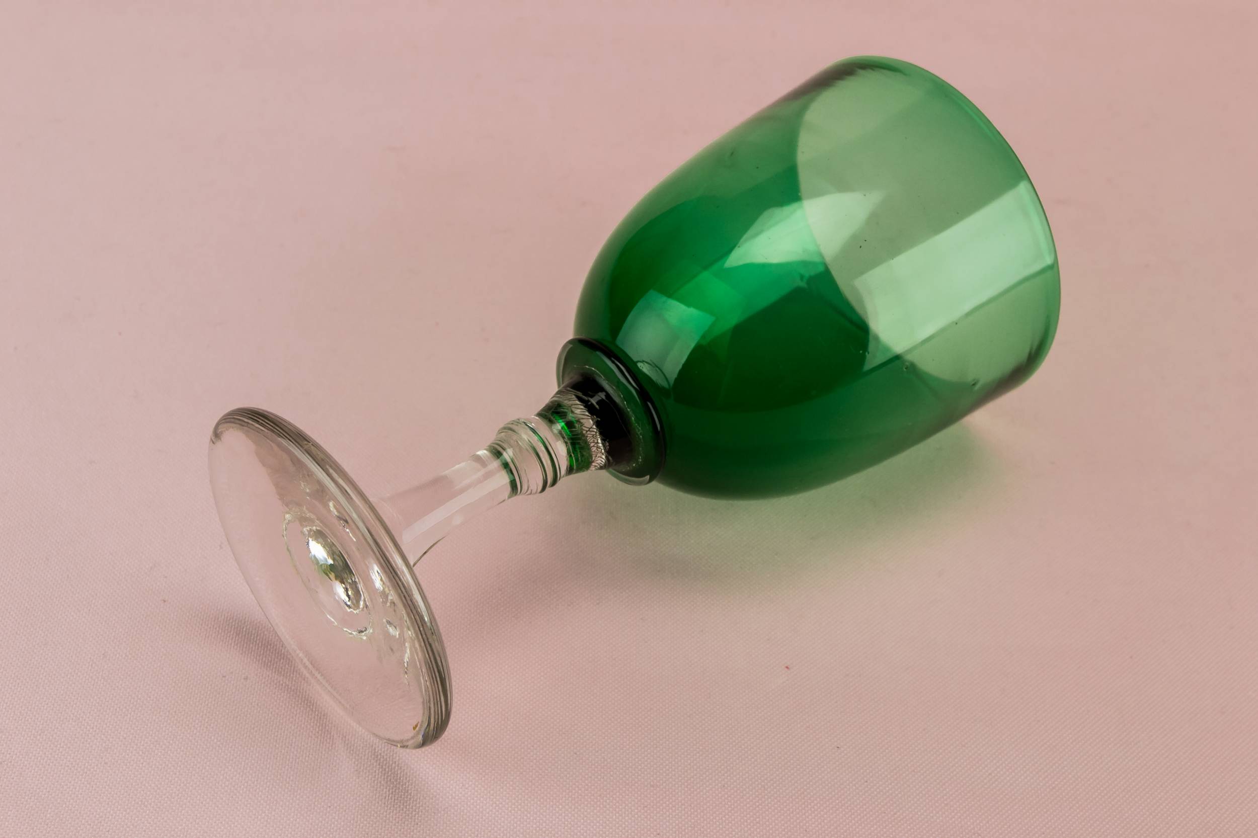 Green Antique Minimalist — Green dessert wine glass 2
