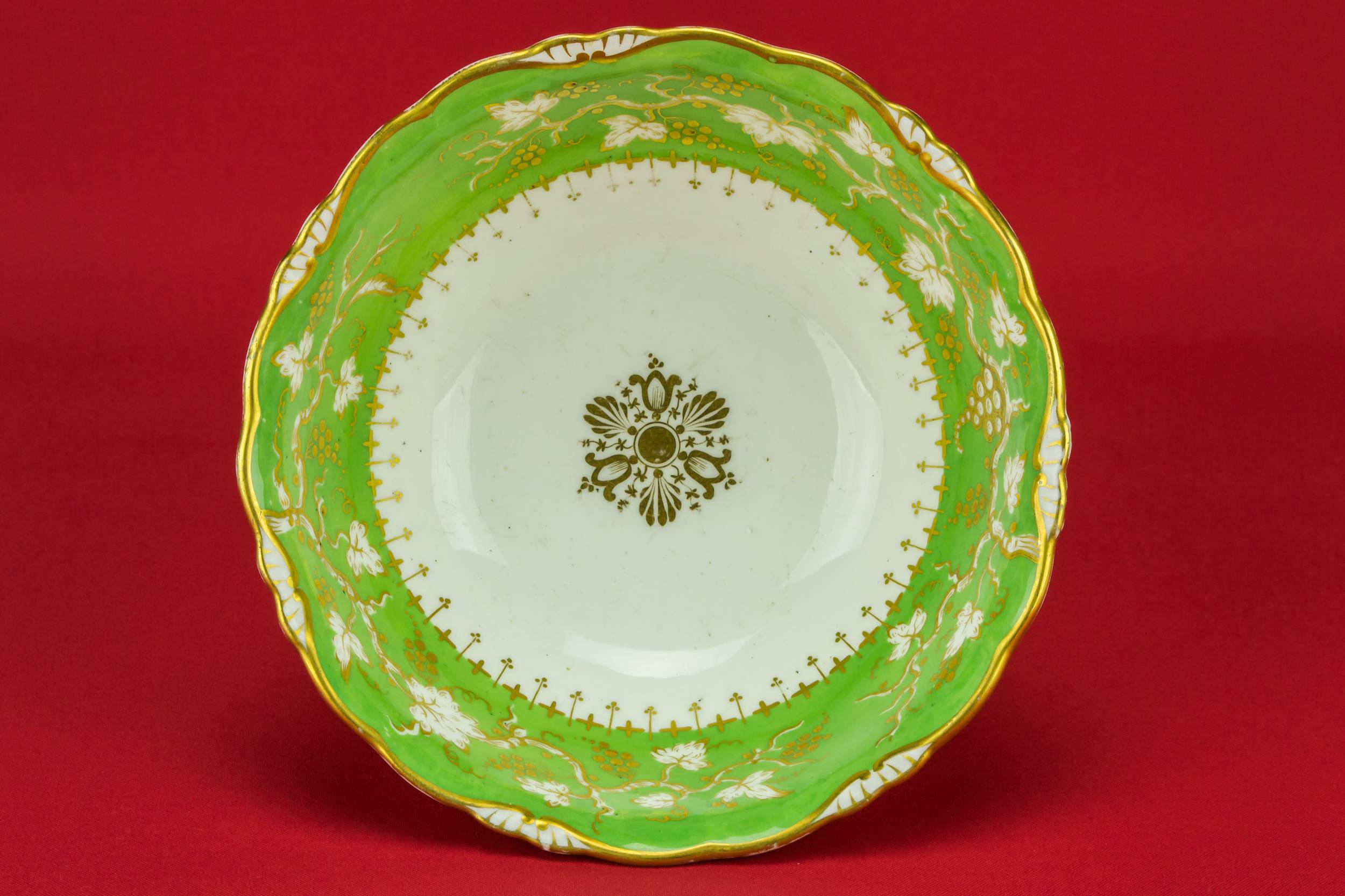 Neo-classical Opulent Grapes — Sugar bowl and milk jug 2