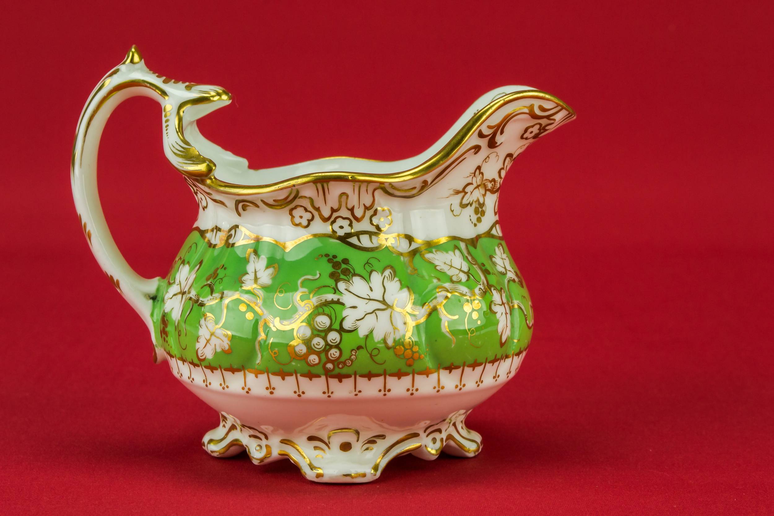Neo-classical Opulent Grapes — Sugar bowl and milk jug 3