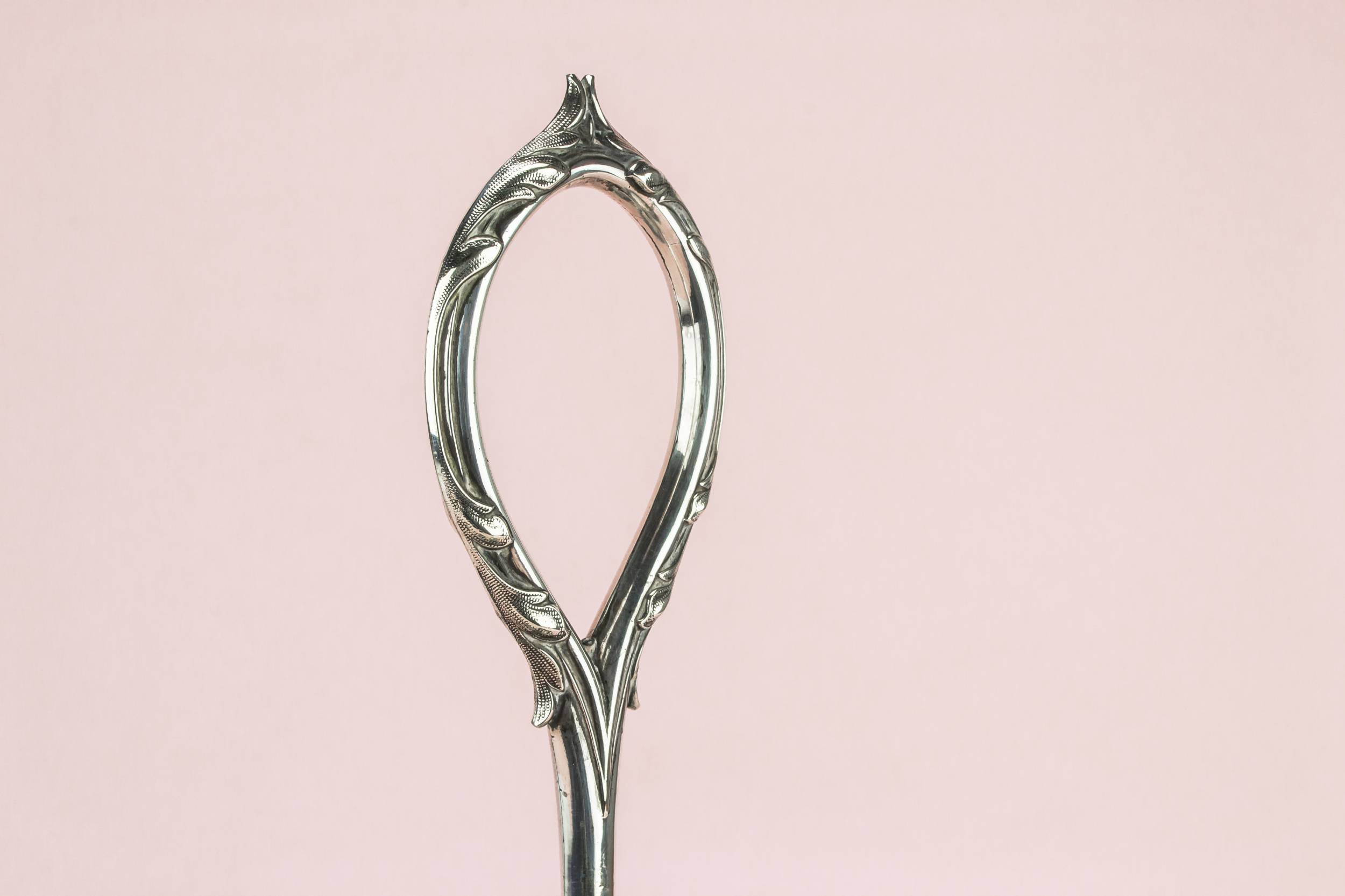 Antique High Victorian — Wine bottle carrier 2