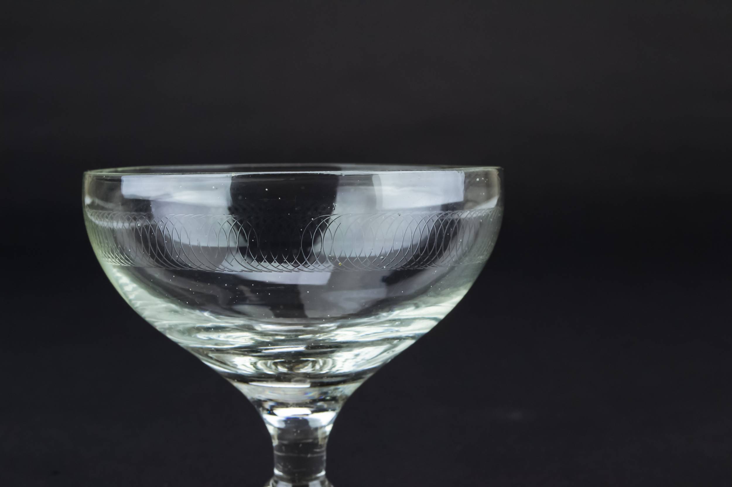 Victorian Clear 0.3 — Engraved Champagne saucer 1