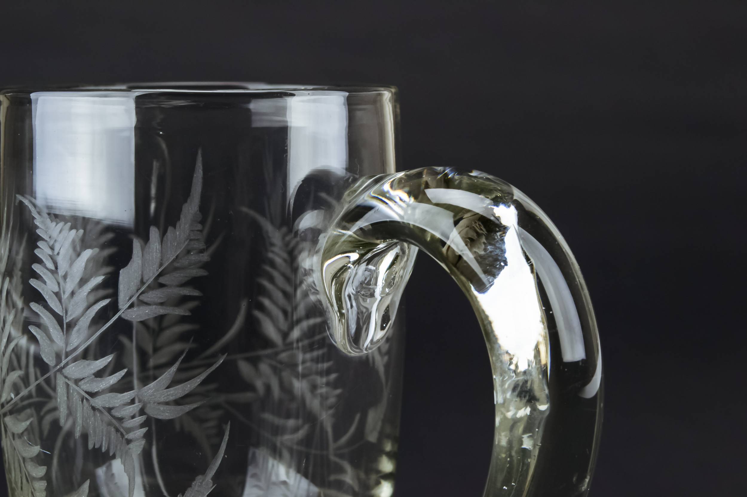 Antique Clear Punch — Engraved beer glass 1