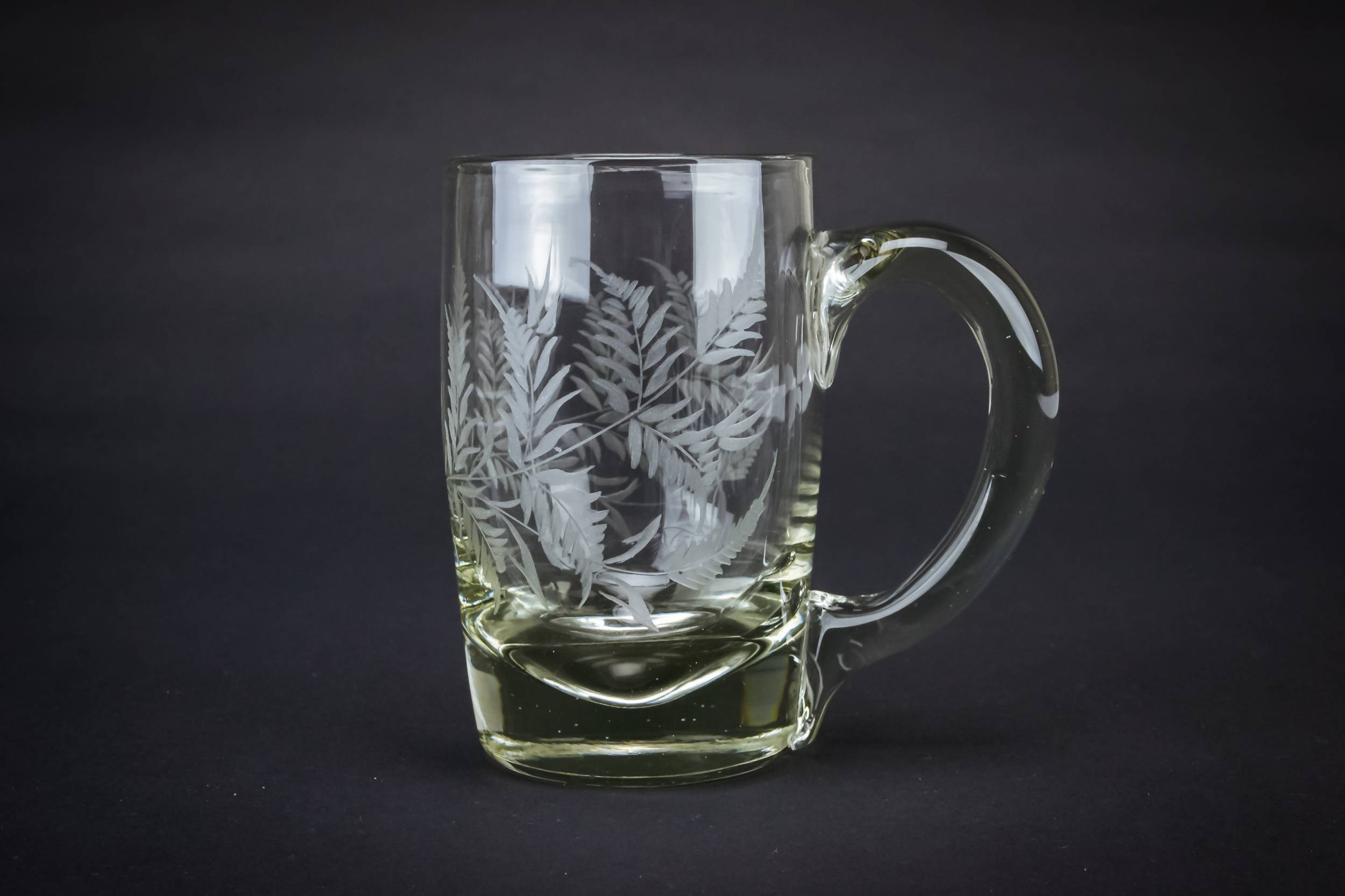 Antique Clear Punch — Engraved beer glass