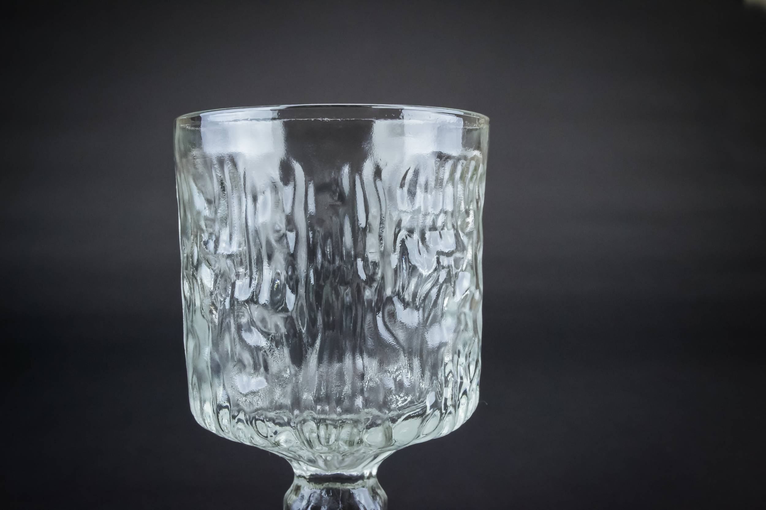 Clear Retro Dessert — 6 frosted wine glasses 1