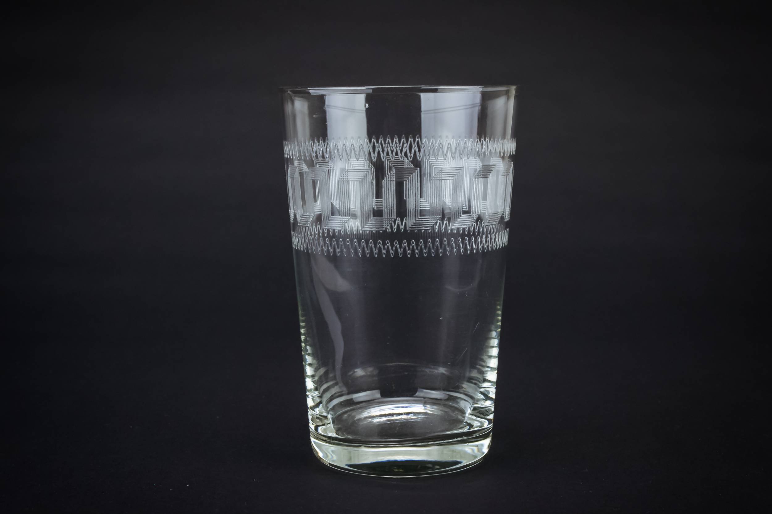 Harlequin Set 6 — 6 harlequin beer glasses 1