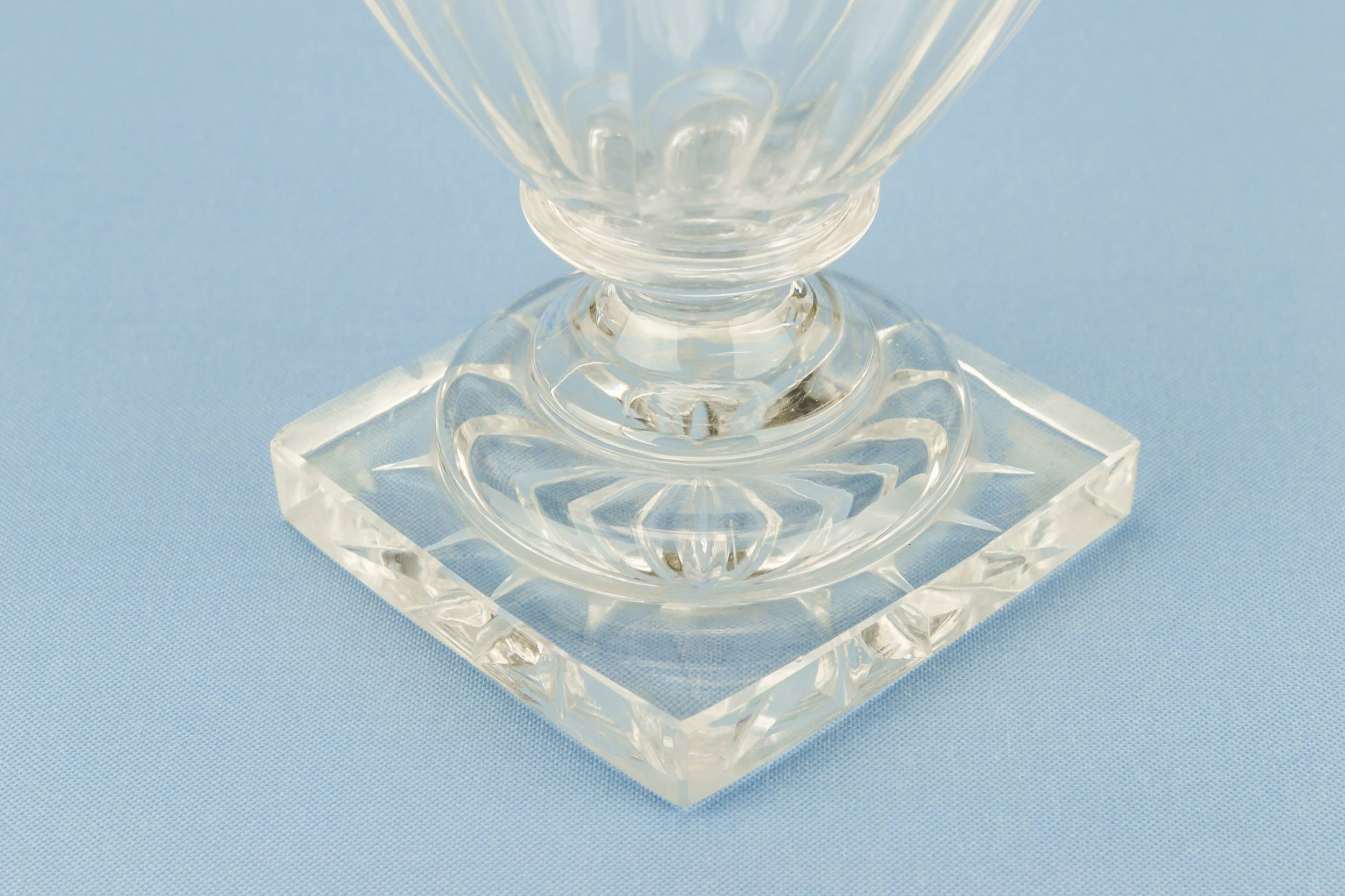 Clear Antique 0.5 — Engraved glass rummer 3