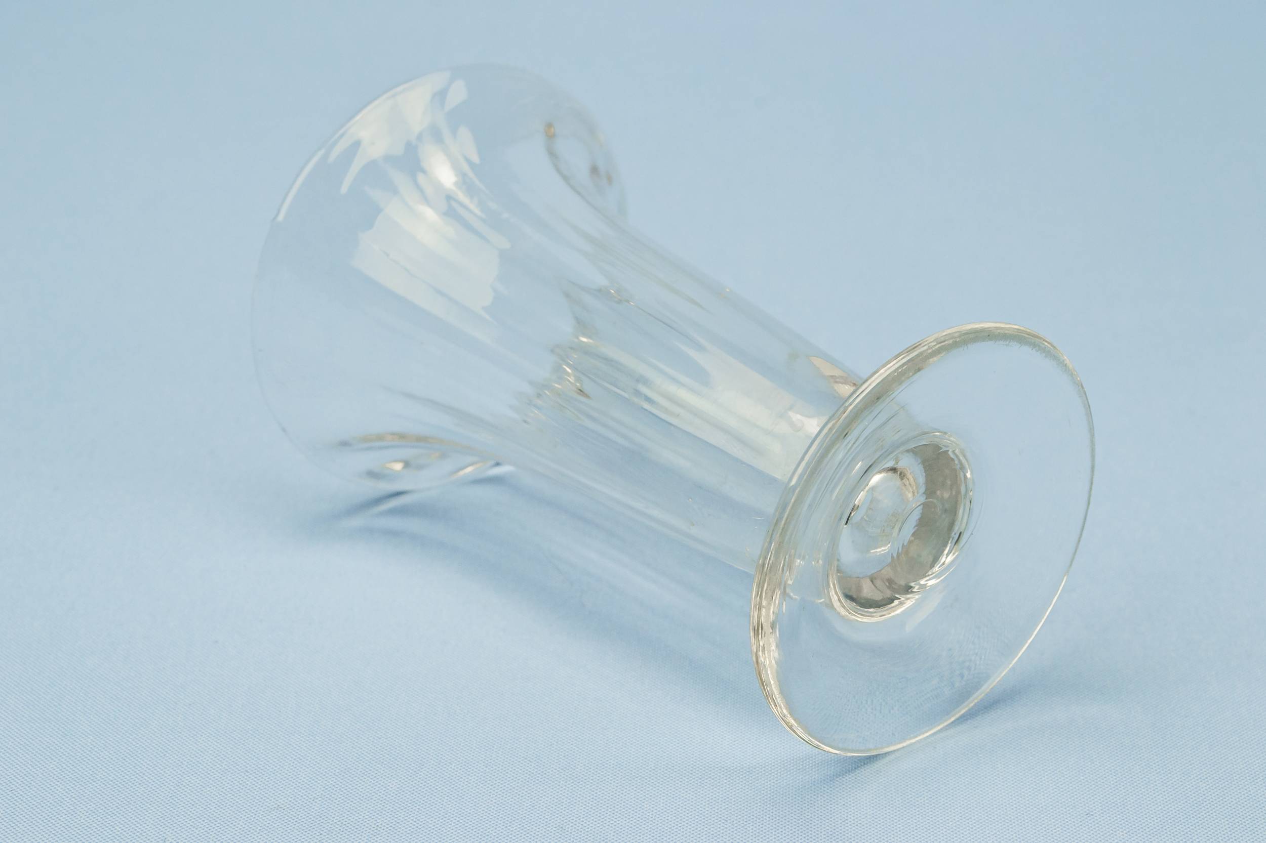 Antique Clear Wrythen — Port or sherry schooner 2