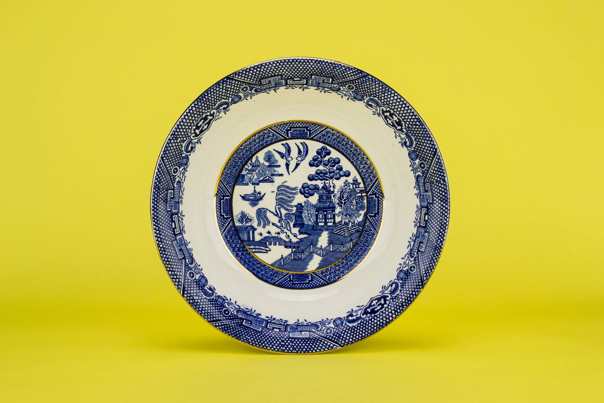 Vintage Classical 9.1'' — 2 blue willow serving bowls