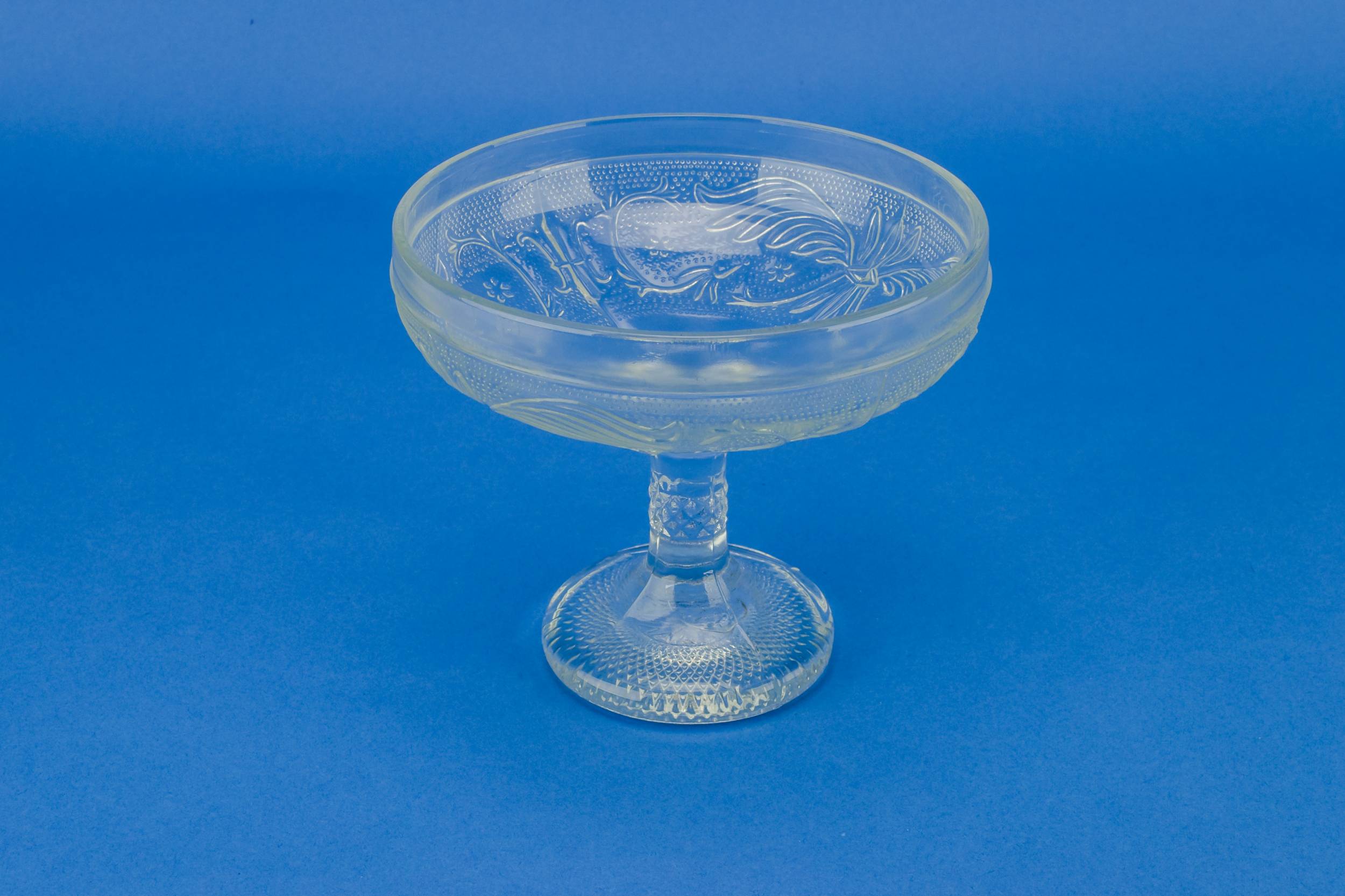 Shabby Chic Glass — Serving glass stem bowl