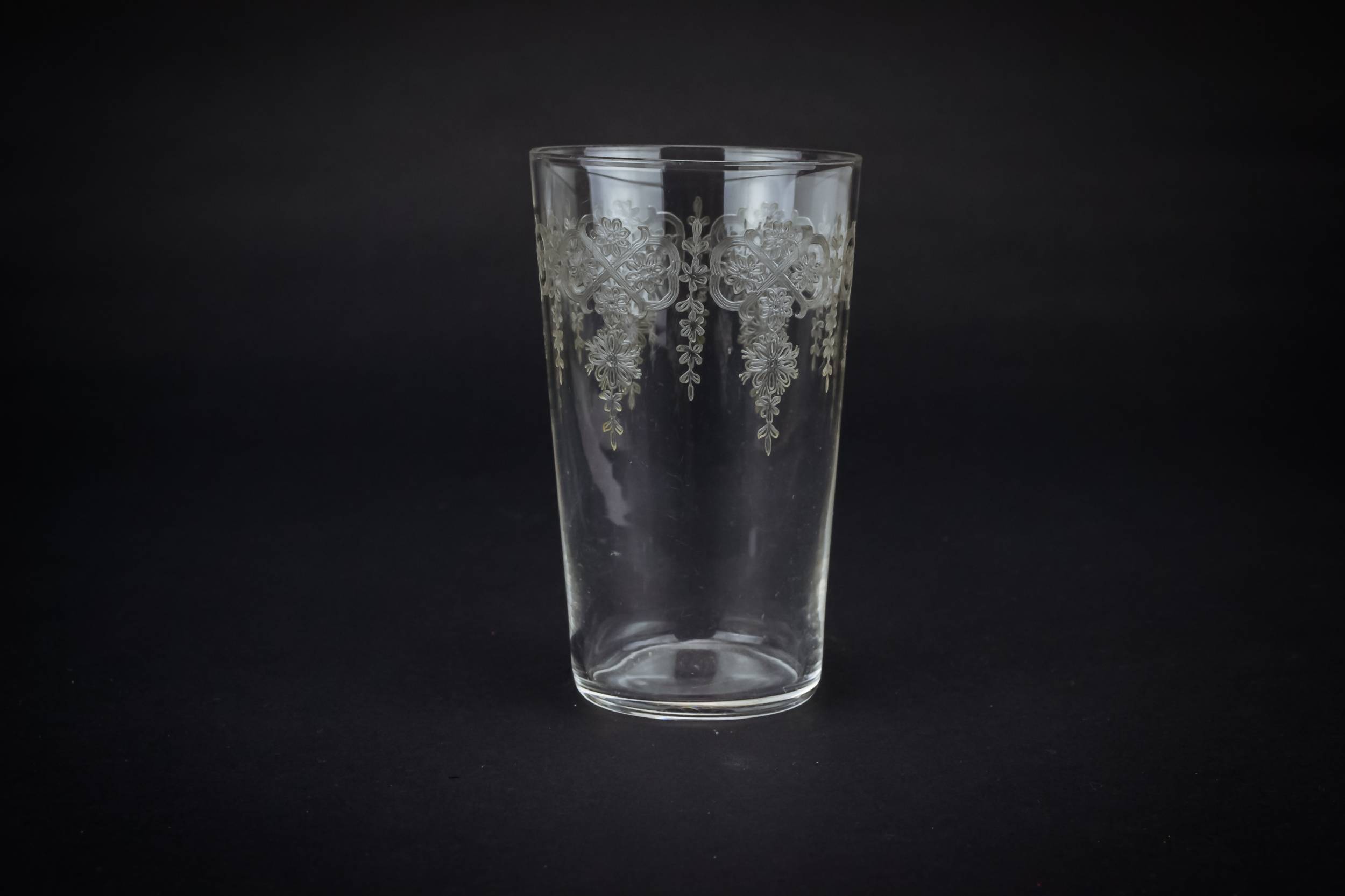 Clear Classical Floral — Small whisky glass tumbler