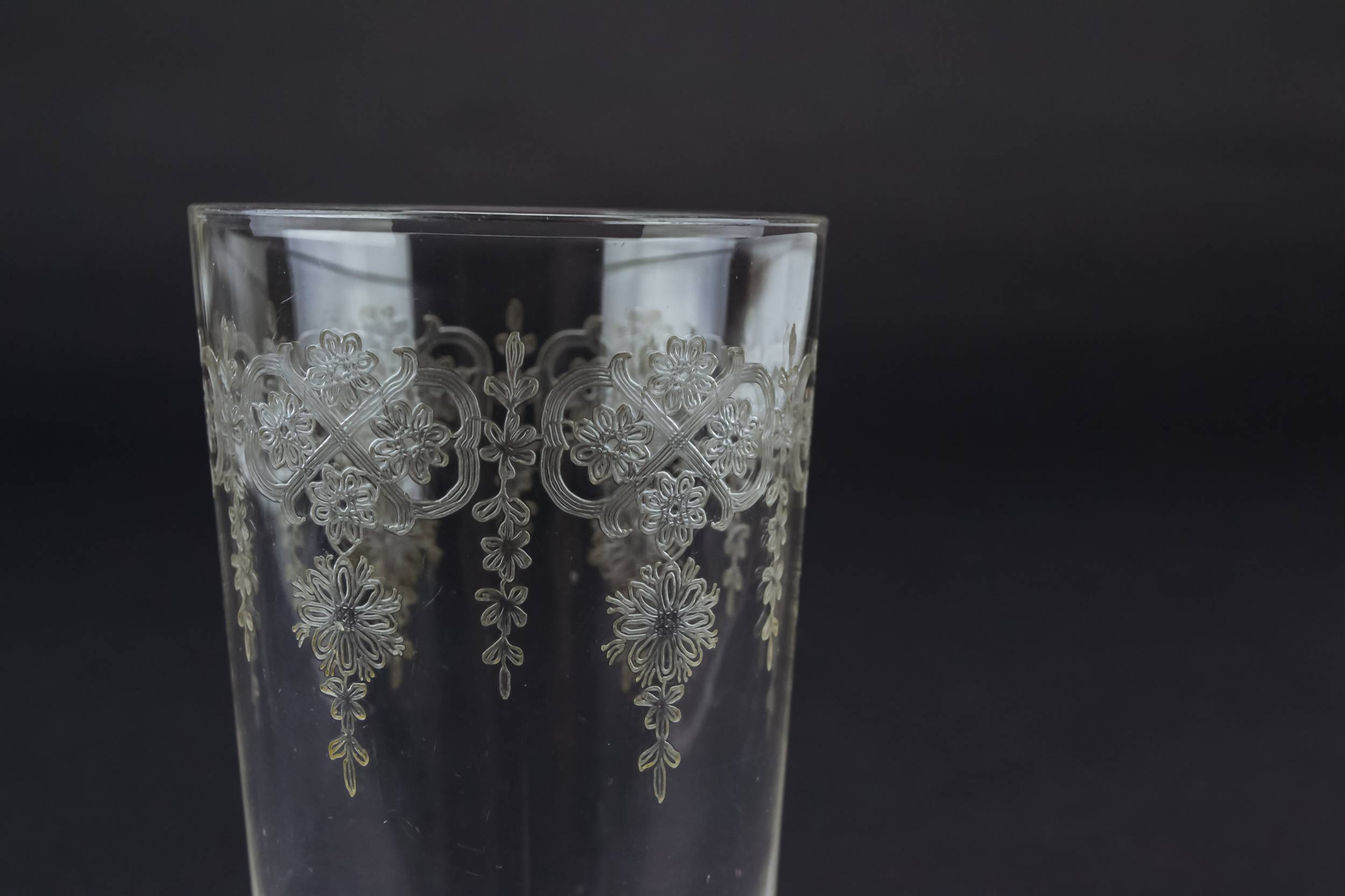 Clear Classical Floral — Small whisky glass tumbler 1