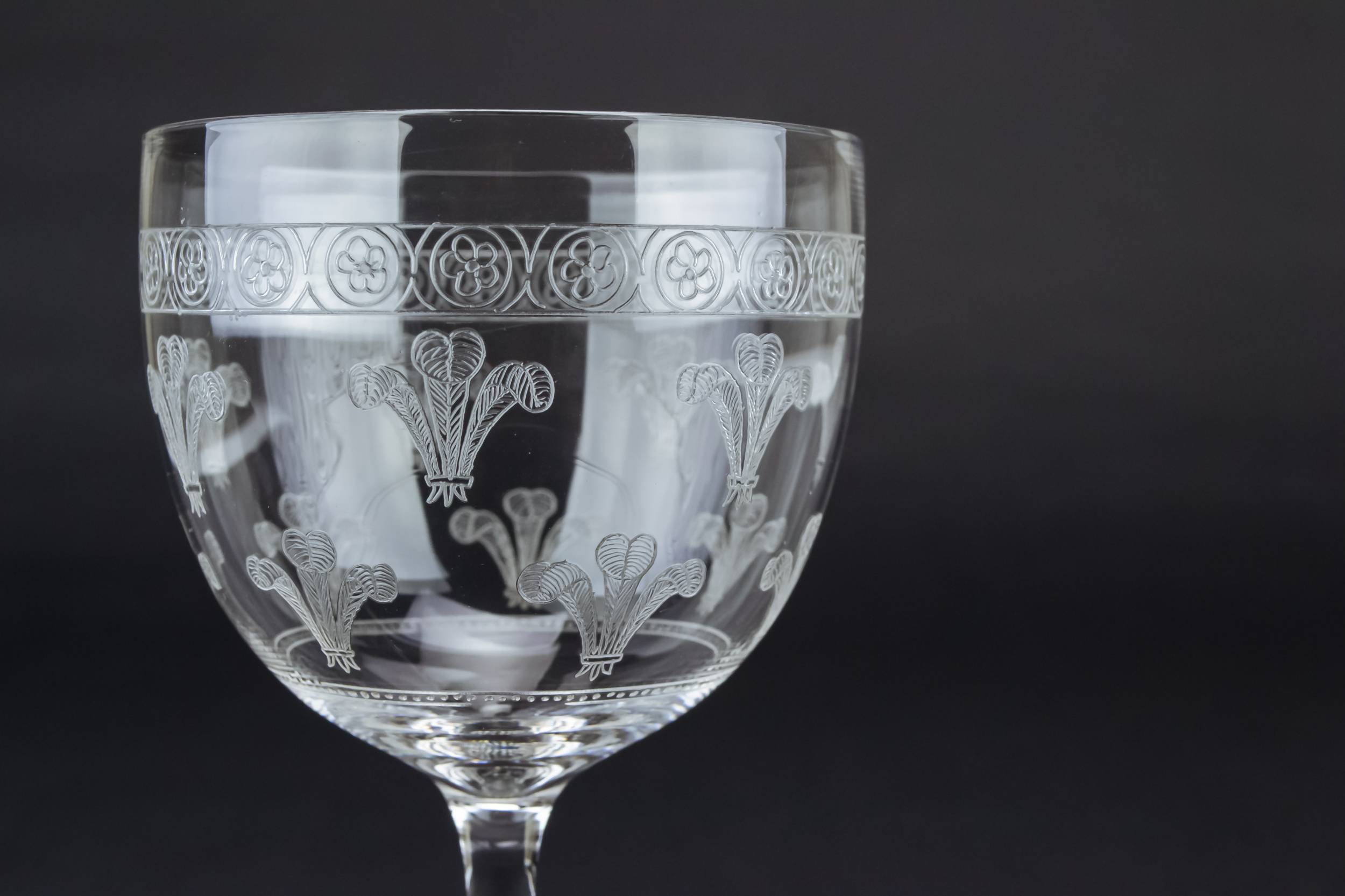Clear Antique Fleur-de-lis — Prince of Wales wine glass 1