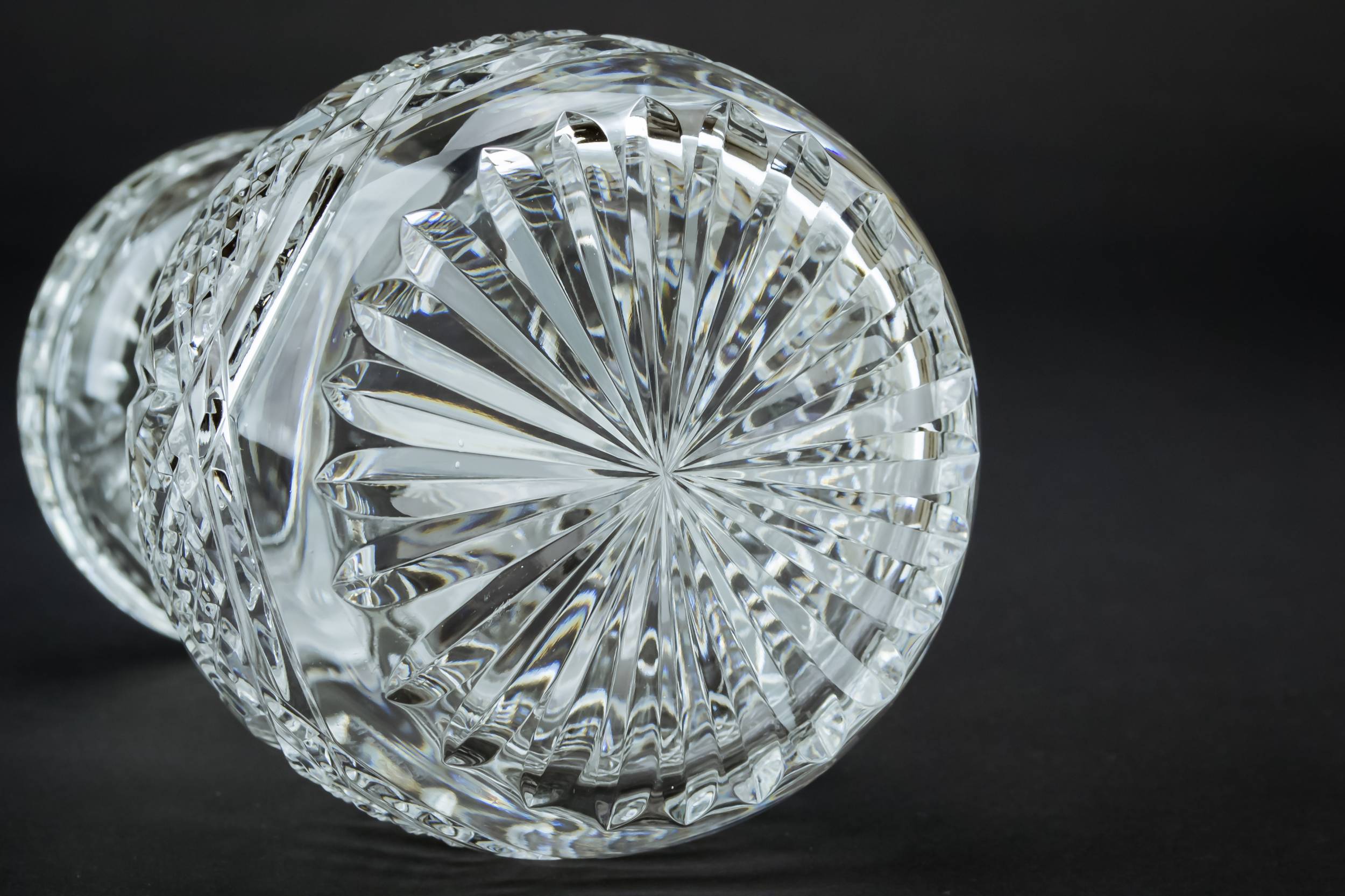 Clear Vintage Diamond — Glass condiment jar 2