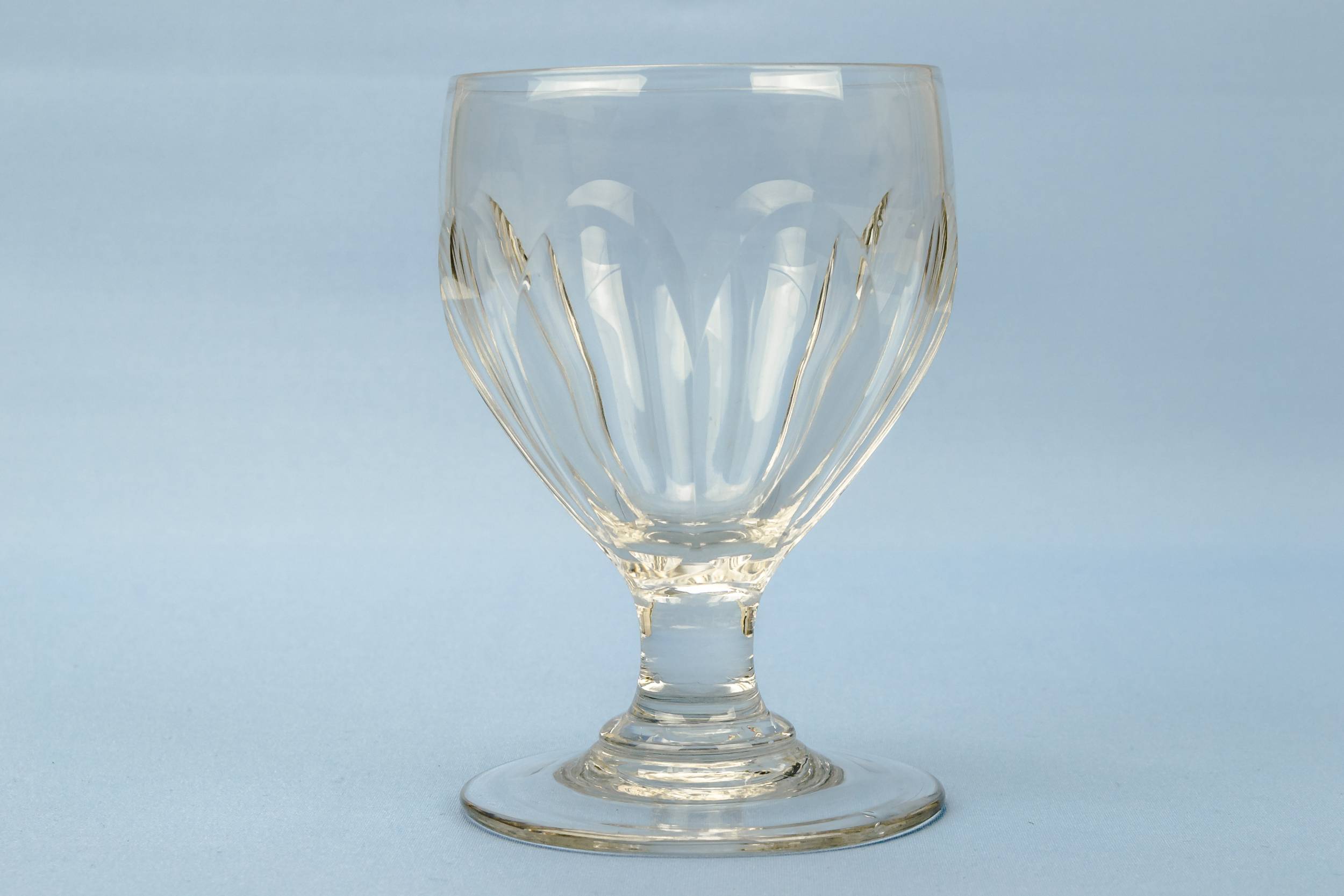 Clear Antique Panelled — Large wine glass 4