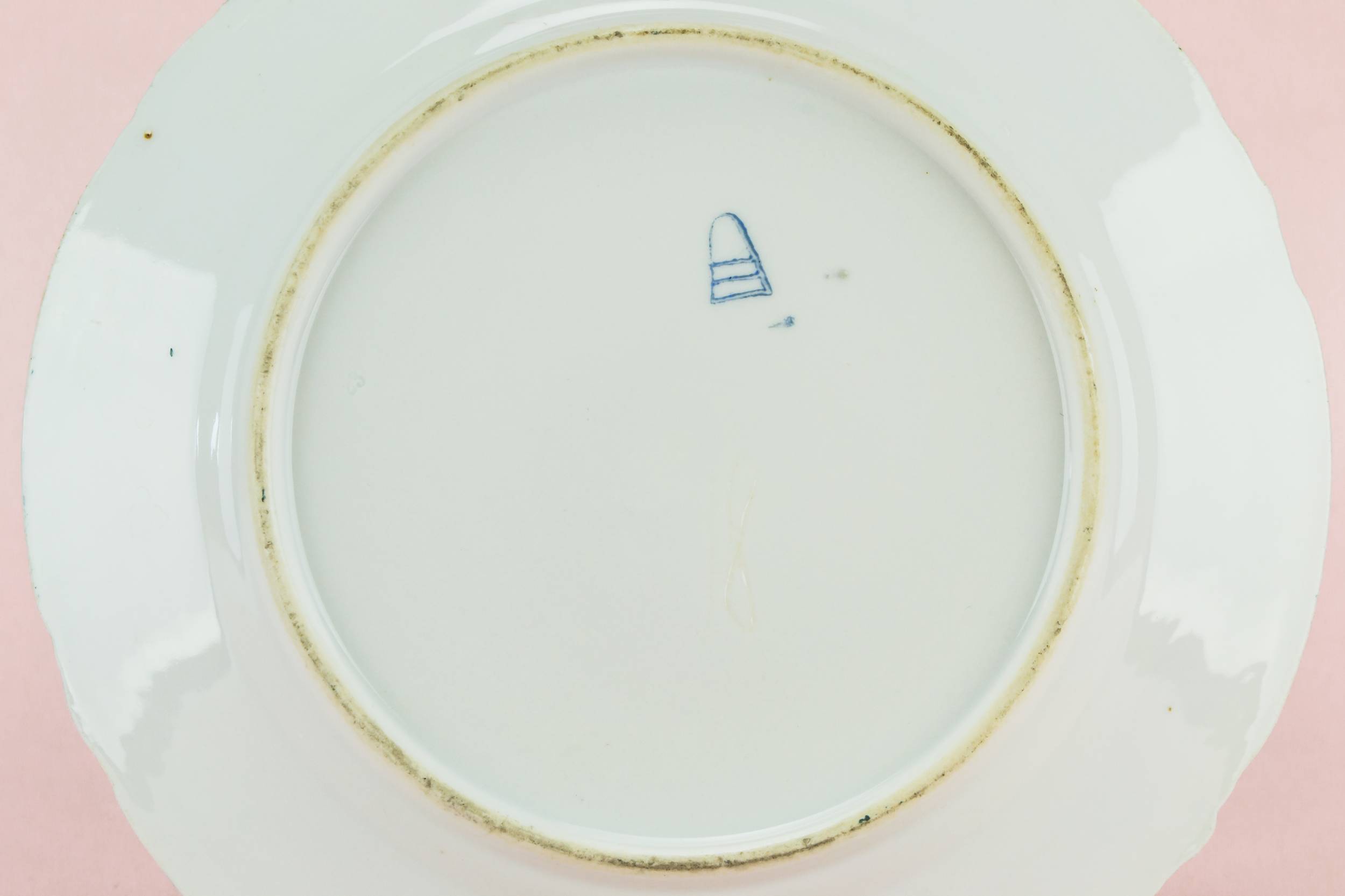 Porcelain Charming Figures — Green and gold cake plate 3