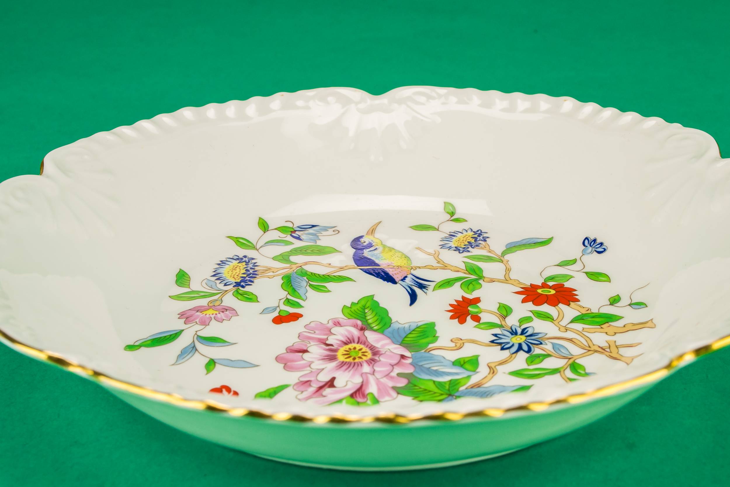 Vintage Classical Porcelain — Colourful serving bowl 1