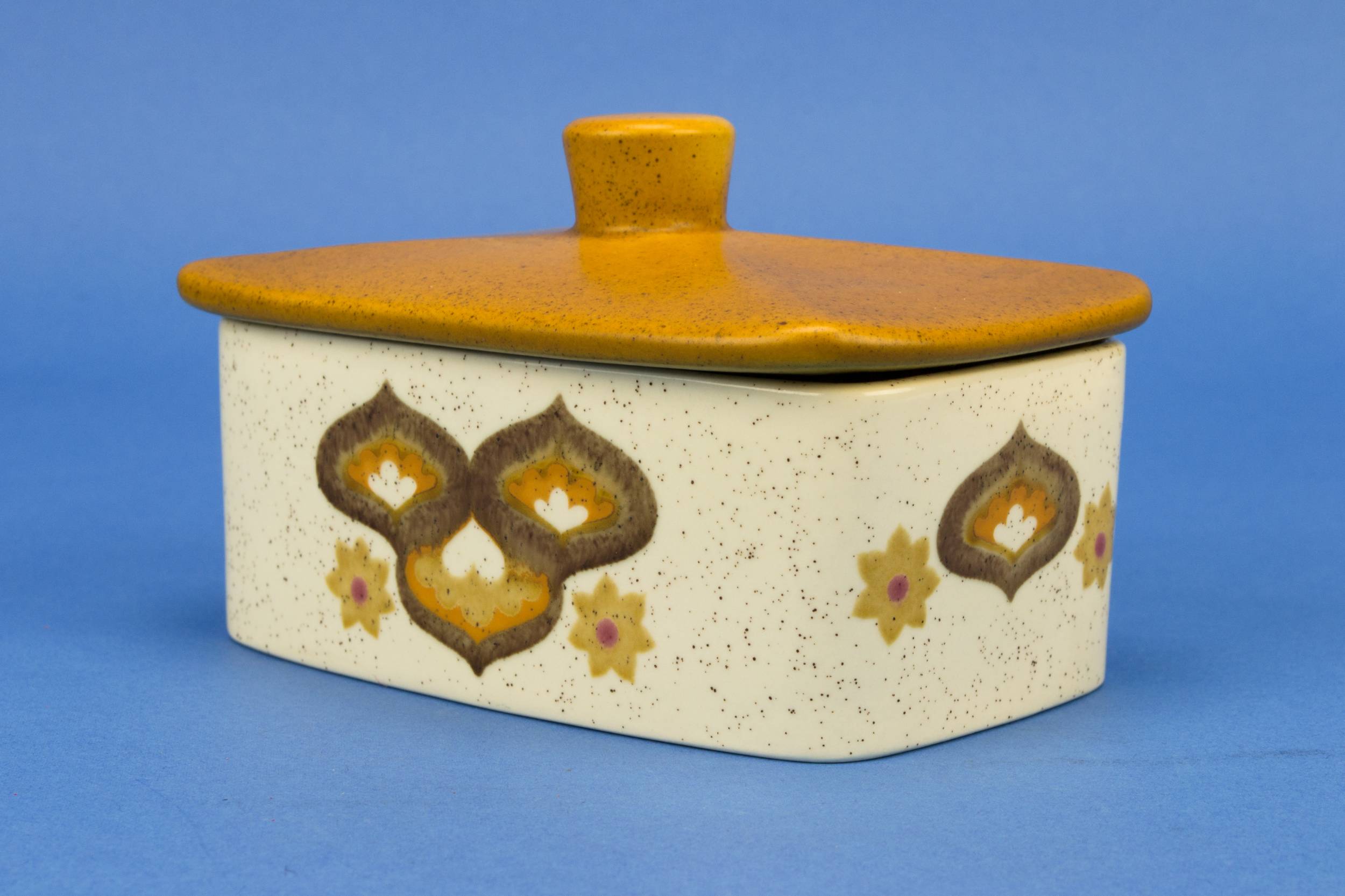 Yellow Charming Abstract — Butter dish with lid 1