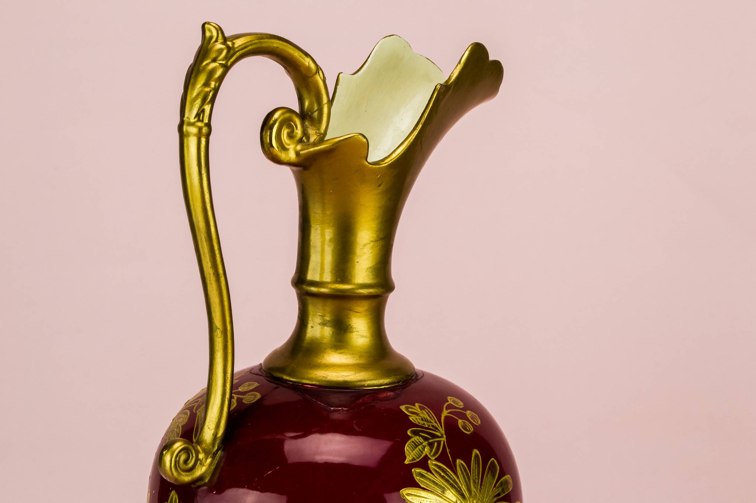 High Victorian Antique — Gold vermilion flower jug 3